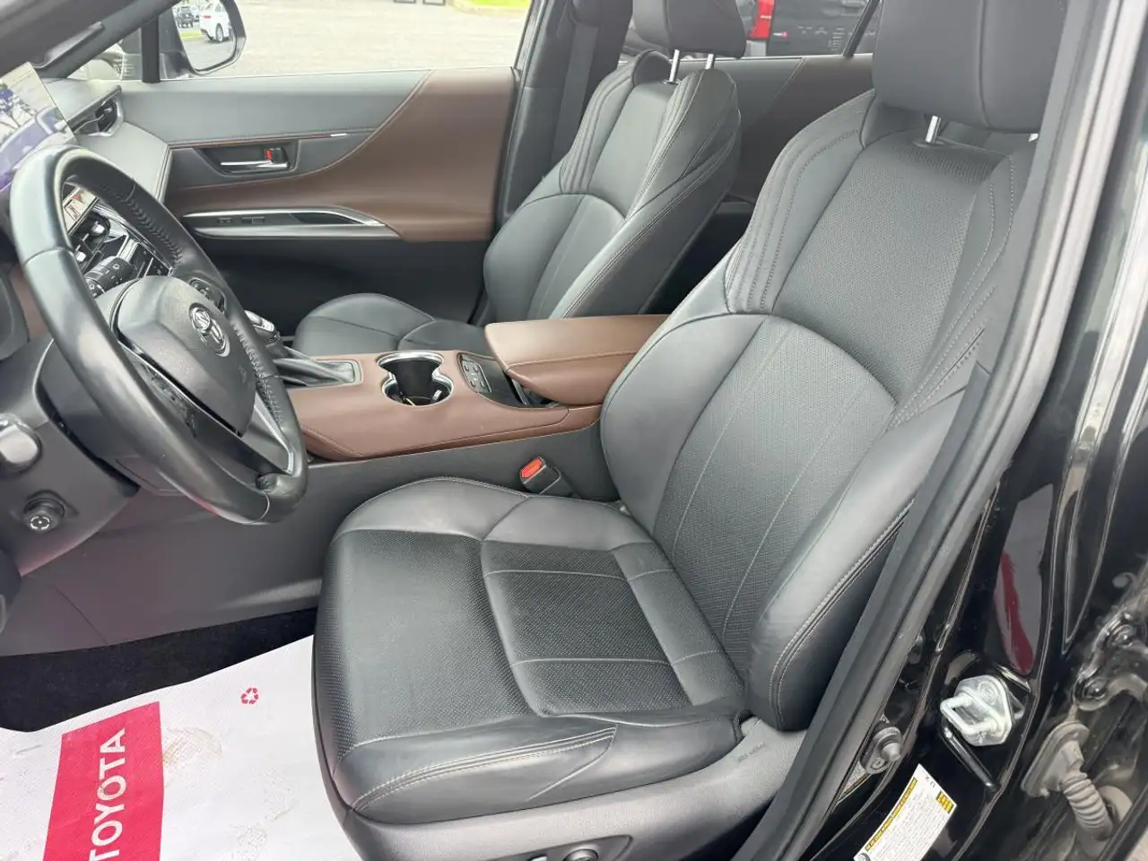 Toyota Venza снимка Toyota Venza