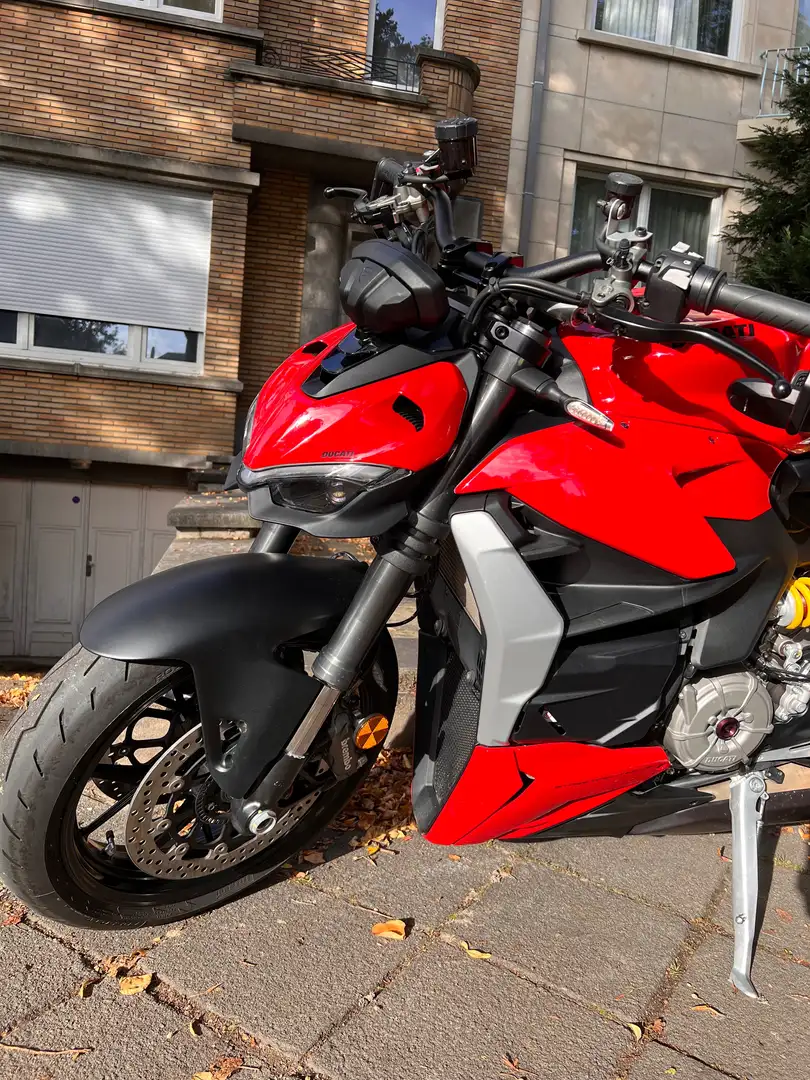 Ducati Streetfighter V2 Rouge - 1