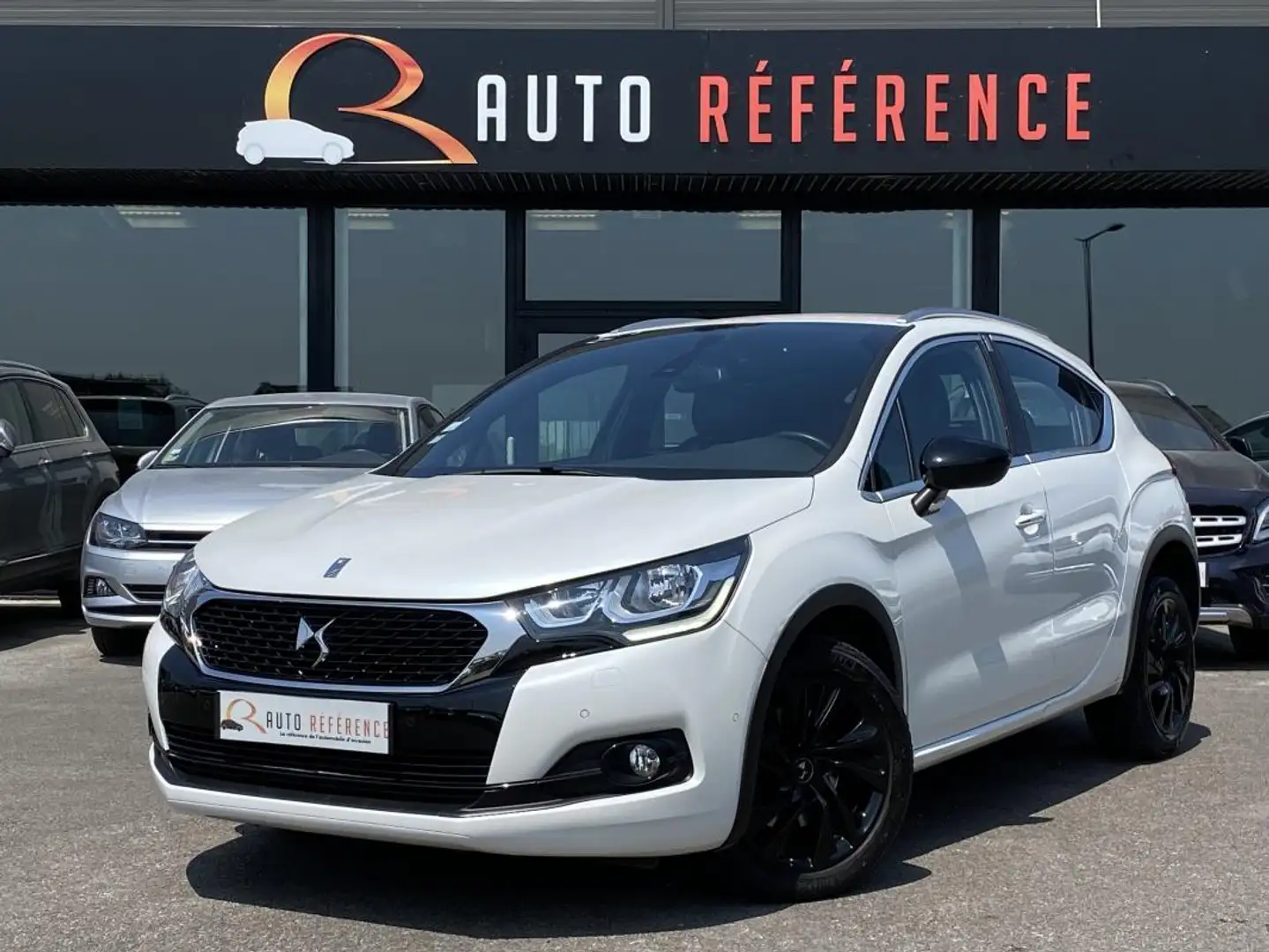 DS Automobiles DS 4 Crossback 2.0 HDi 180 Ch EAT6 CAMERA / GPS ALCANTARA Wit - 1