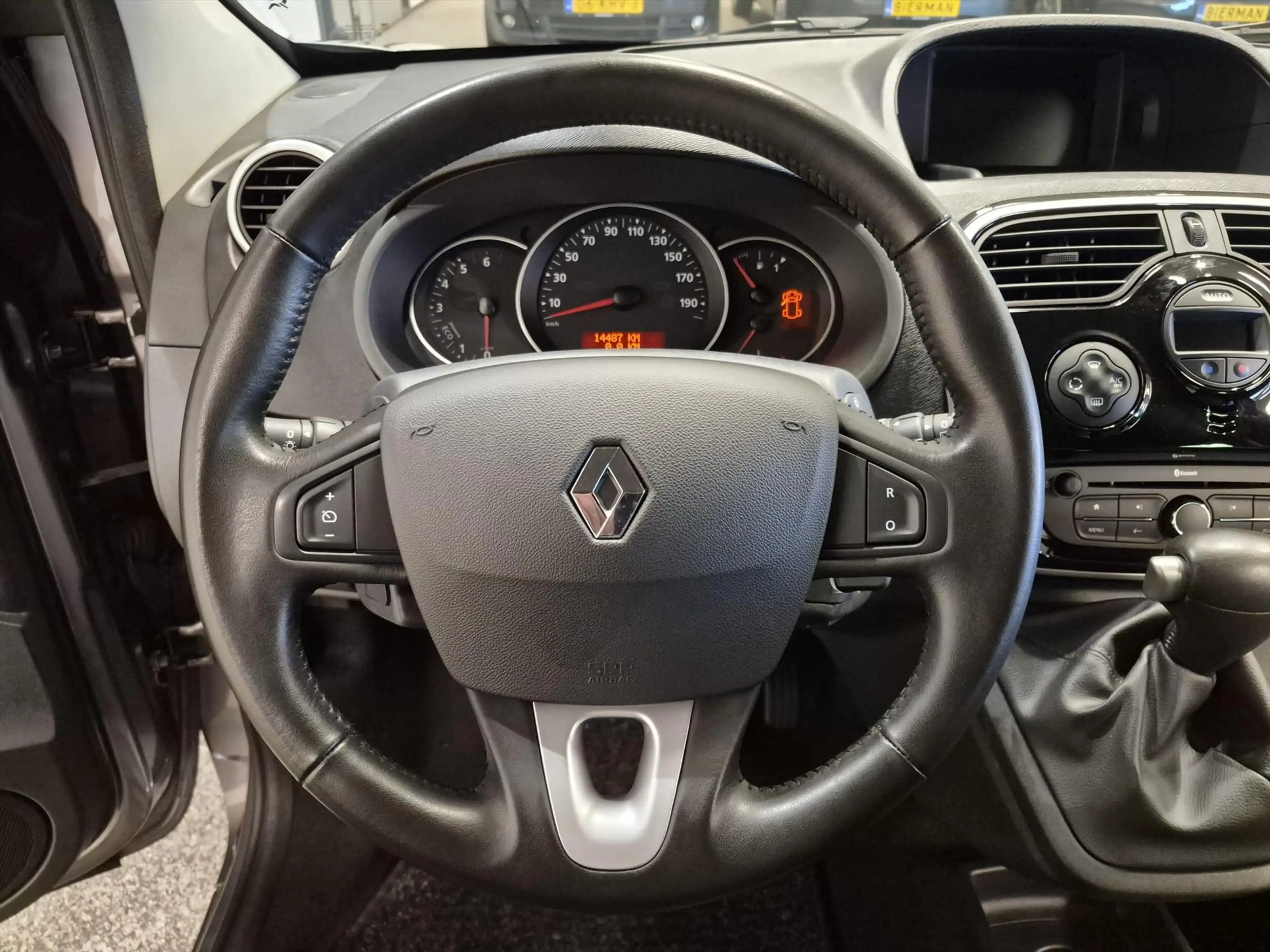 Renault Kangoo Rolstoelauto Automaat 3+1 incl. luchtvering — photo 18