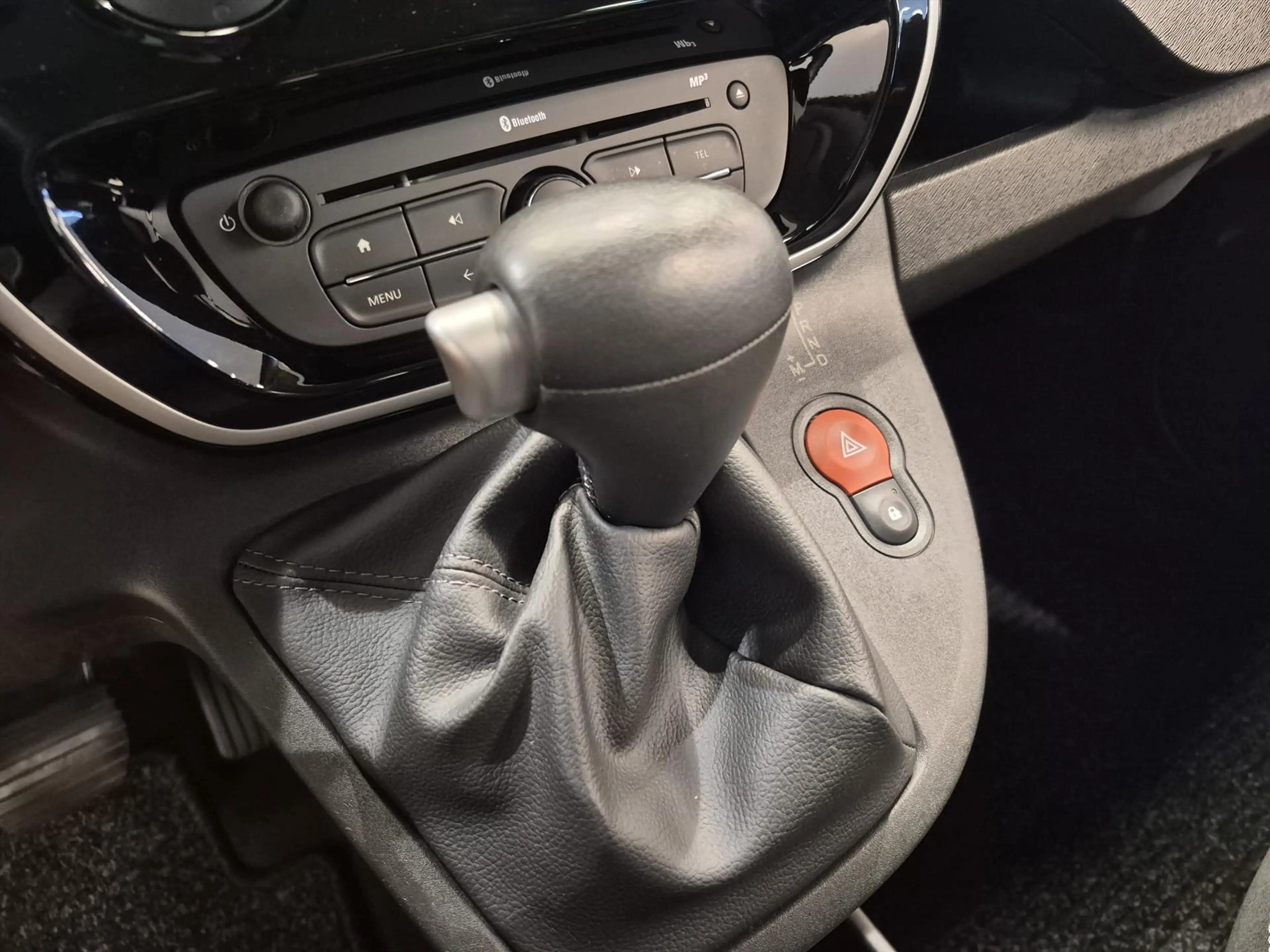 Renault Kangoo Rolstoelauto Automaat 3+1 incl. luchtvering — photo 20