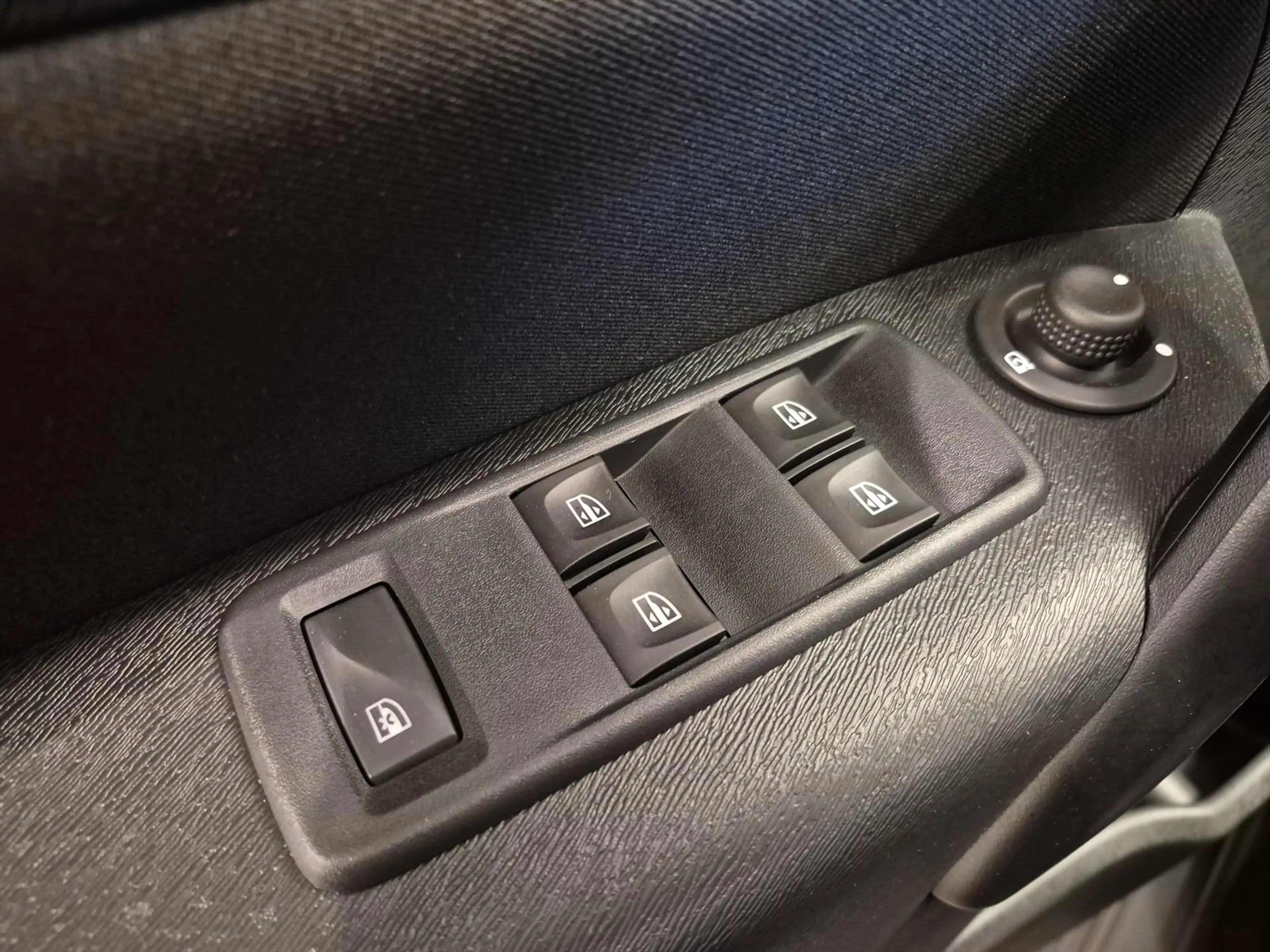 Renault Kangoo Rolstoelauto Automaat 3+1 incl. luchtvering — photo 21