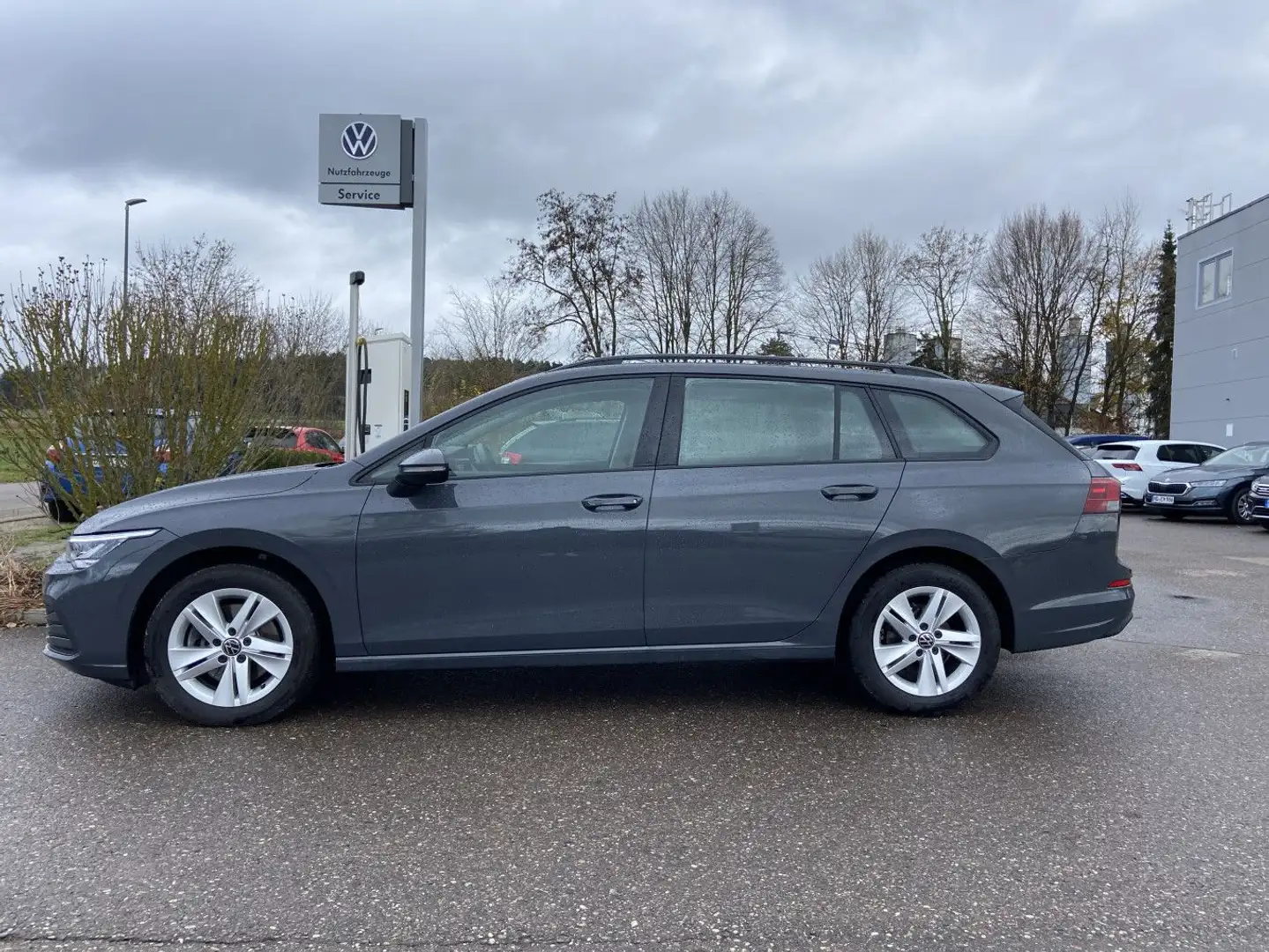 Volkswagen Golf Variant 2.0 TDI LIFE NAVI+LED+KAMERA+APP-CO Grau - 2