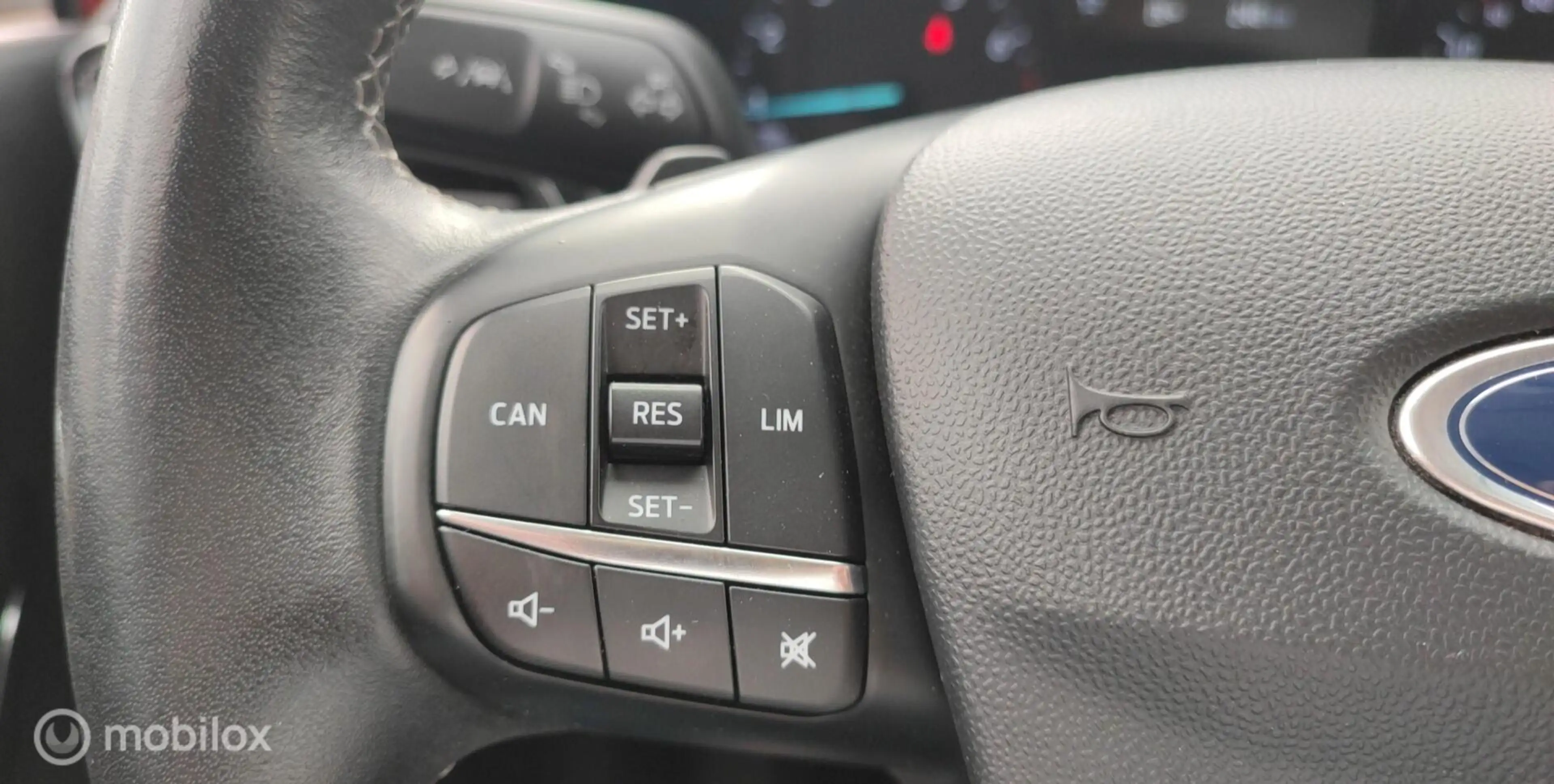 Ford Fiesta 1.0 EcoBoost AUTOMAAT Titanium CARPLAY NIEUW DISTR — photo 19