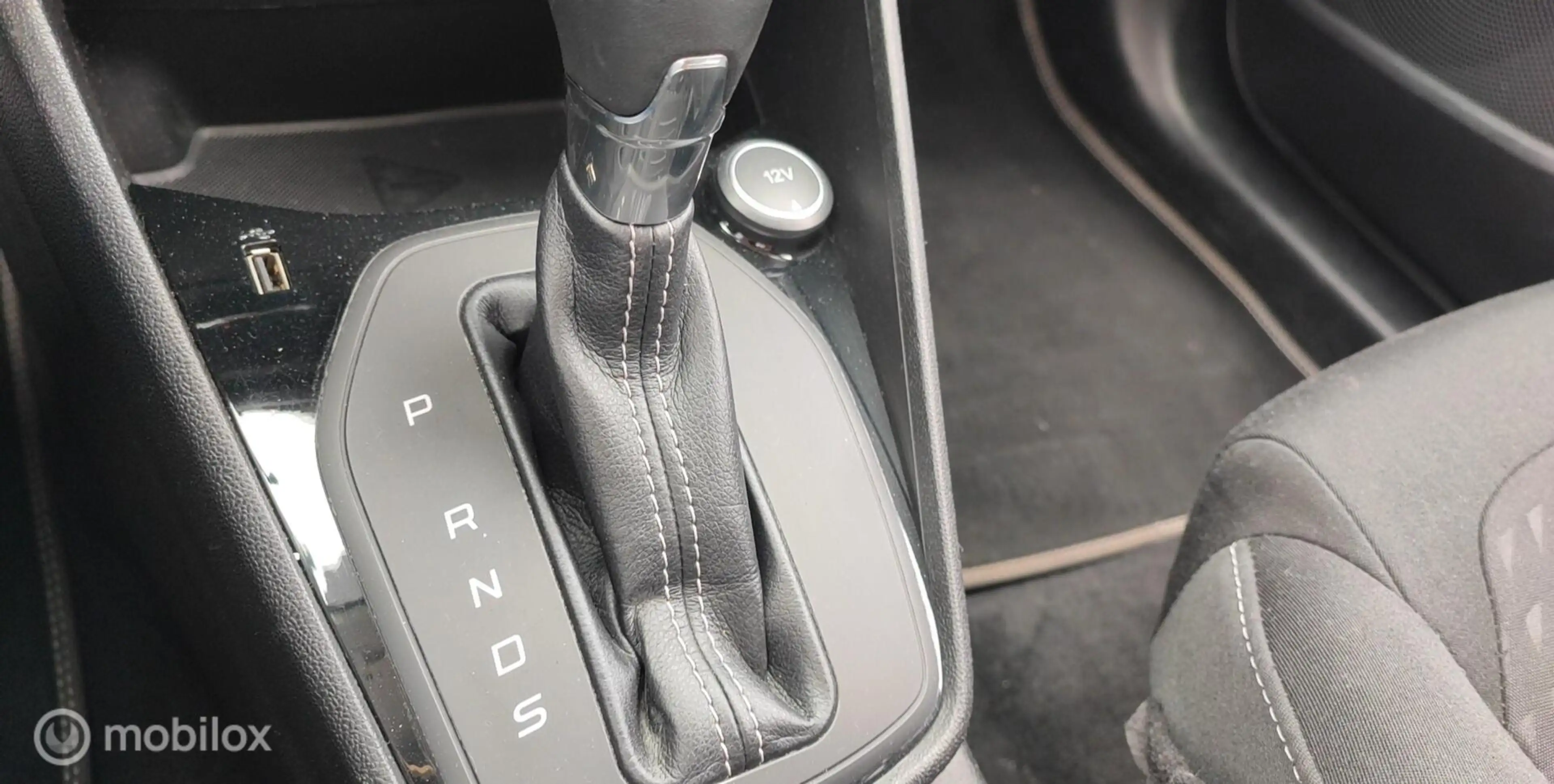 Ford Fiesta 1.0 EcoBoost AUTOMAAT Titanium CARPLAY NIEUW DISTR — photo 22
