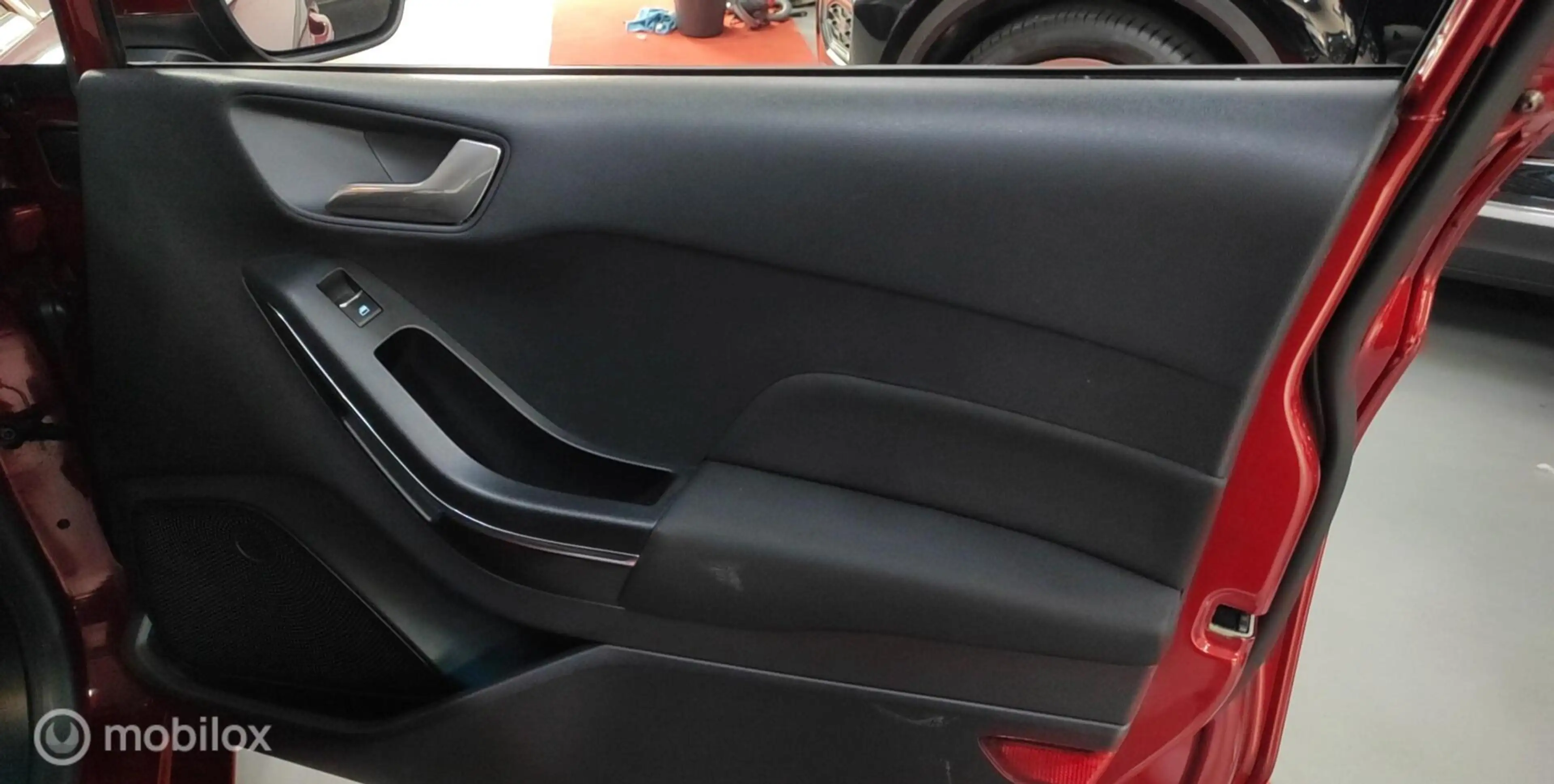 Ford Fiesta 1.0 EcoBoost AUTOMAAT Titanium CARPLAY NIEUW DISTR — photo 29