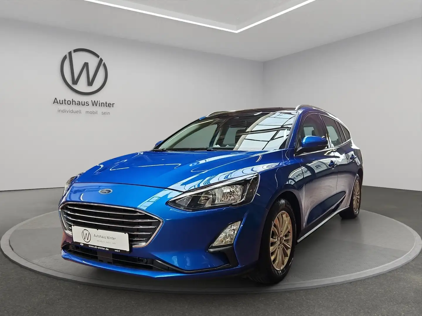 Ford Focus Turnier 1,0 EB Titanium Pano Klimaaut SHZ Navi Blauw - 2