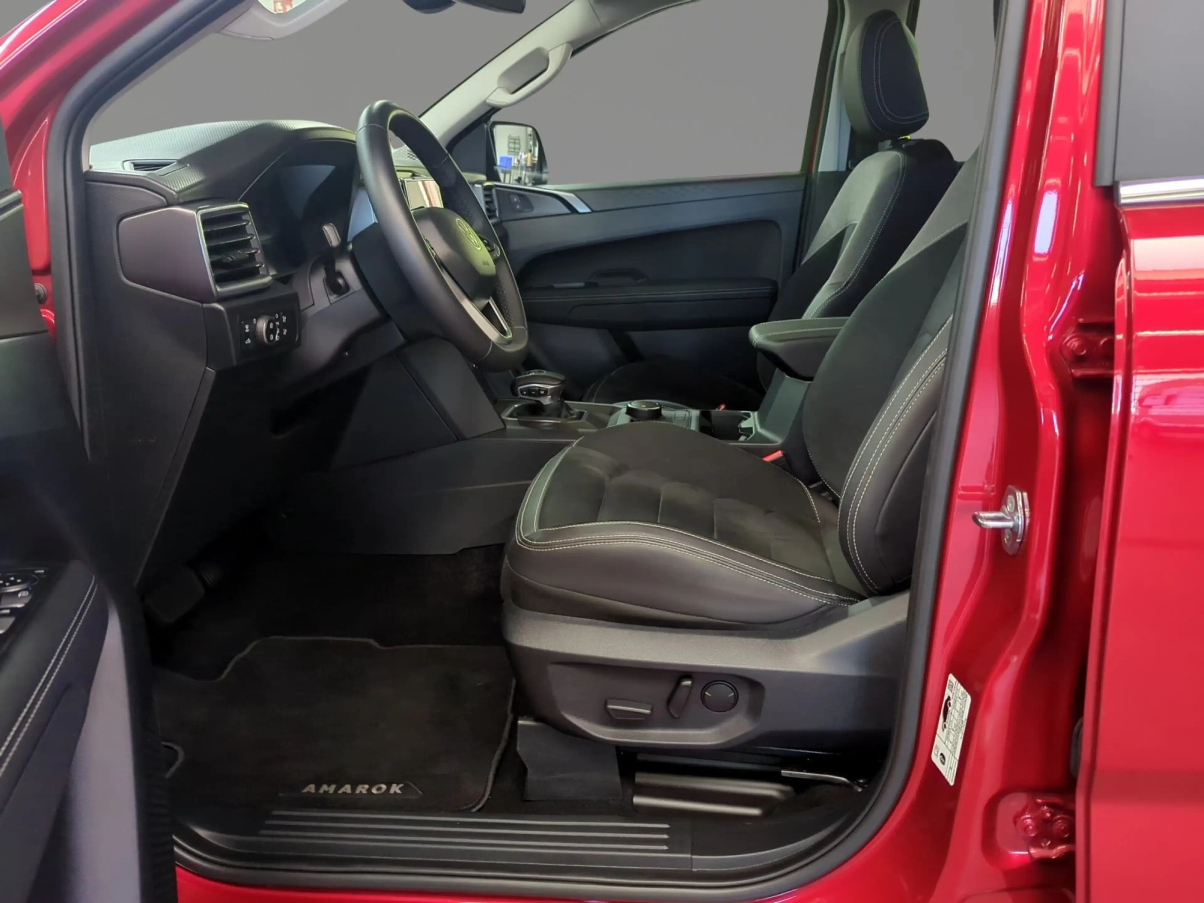 Volkswagen Amarok Style 3.0 TDI 4M AHK LEDER MATRIX STANDHZ — photo 8