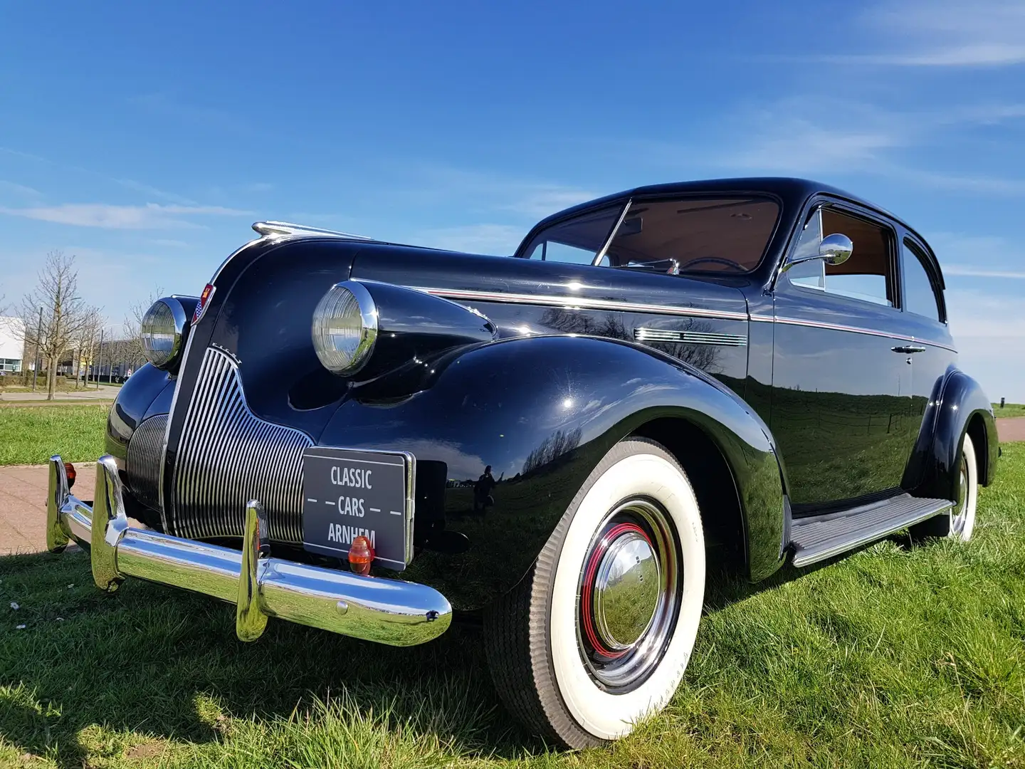 Buick Special 8 model 48 PreWar 1939 gerestaureerd Negro - 1
