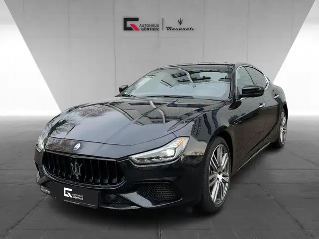 Maserati Ghibli MODENA MY22 V6 BT 350PS -360-Schiebedach