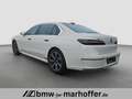 BMW 740 d xDrive Iconic Glow  Autobahnassist Weiß - thumbnail 4