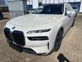 BMW 740 d xDrive Iconic Glow  Autobahnassist Weiß - thumbnail 8