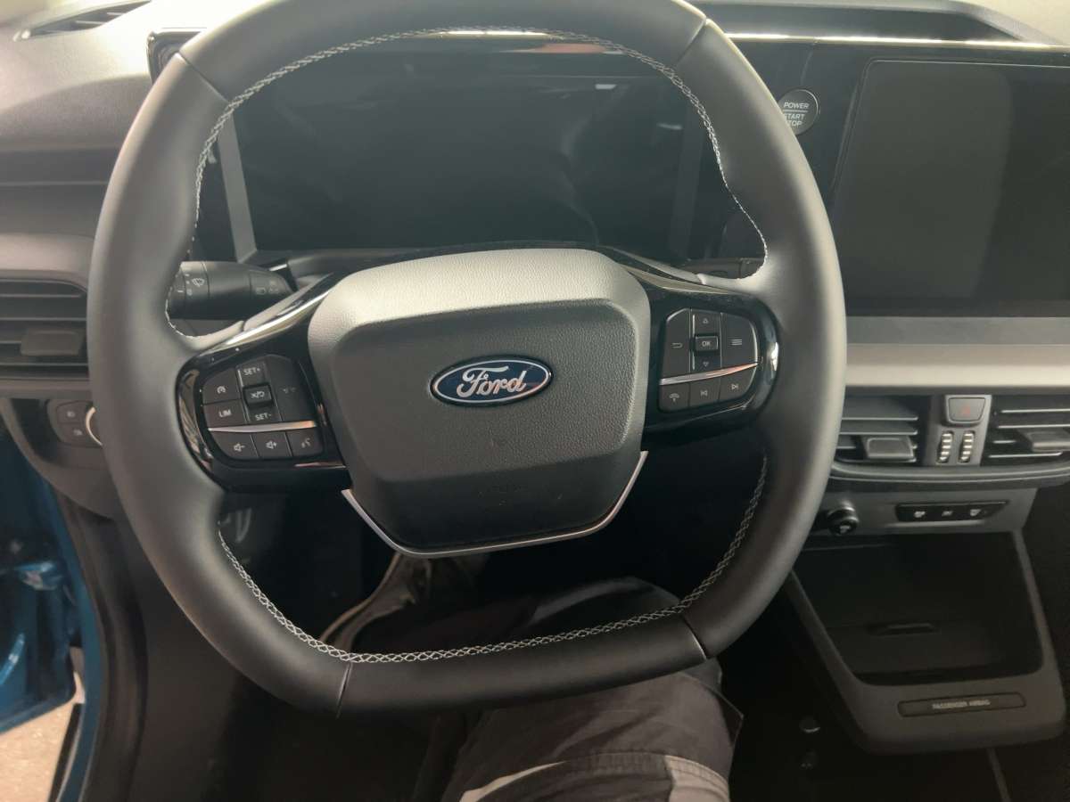 Ford Transit Courier