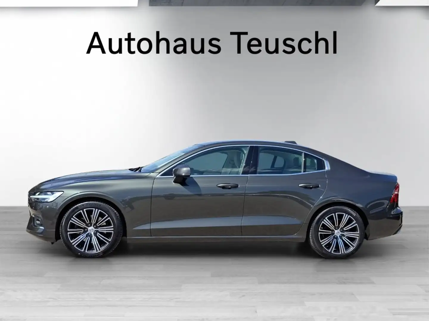 Volvo S60 Inscription, B4 Mild Hybrid Grau - 2