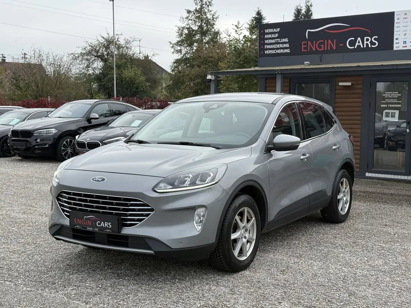Ford Kuga 2,0 EcoBlue Hybrid Titanium Grau - 1