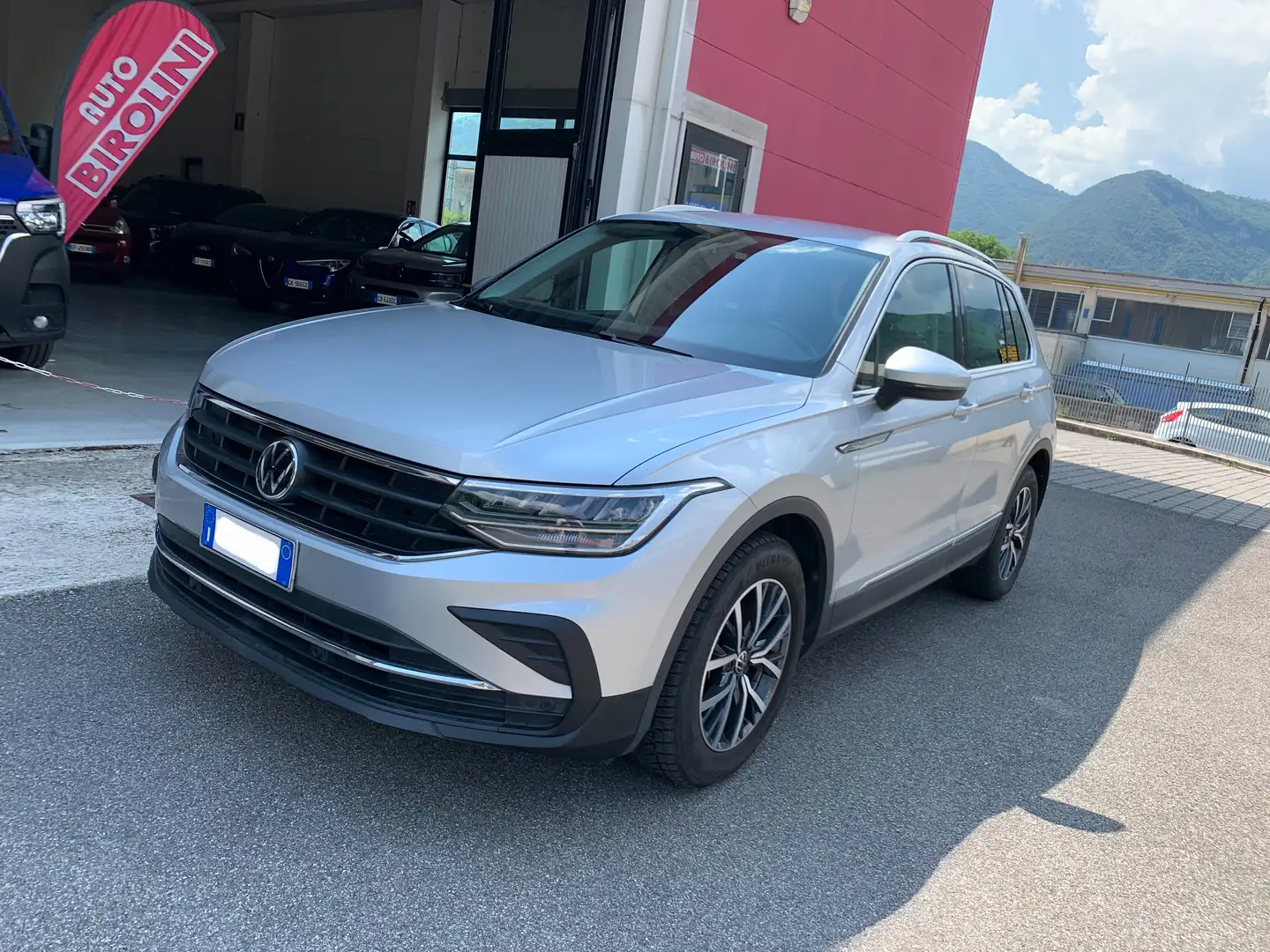 Volkswagen Tiguan Tiguan II 2021 1.5 tsi Life 150cv dsg Argent - 1