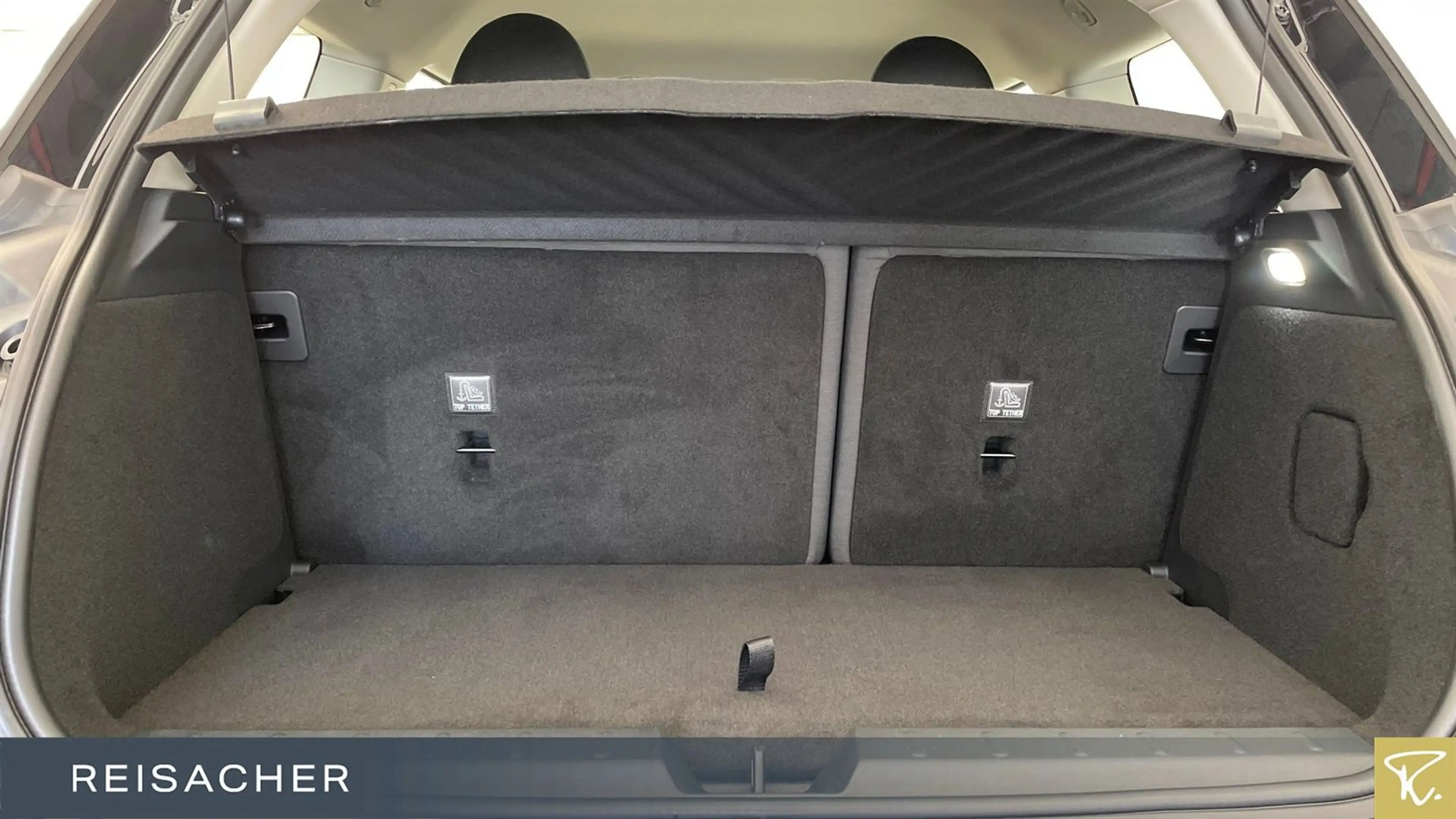 MINI Cooper E A Essential-Trim LED, RFK, — photo 10