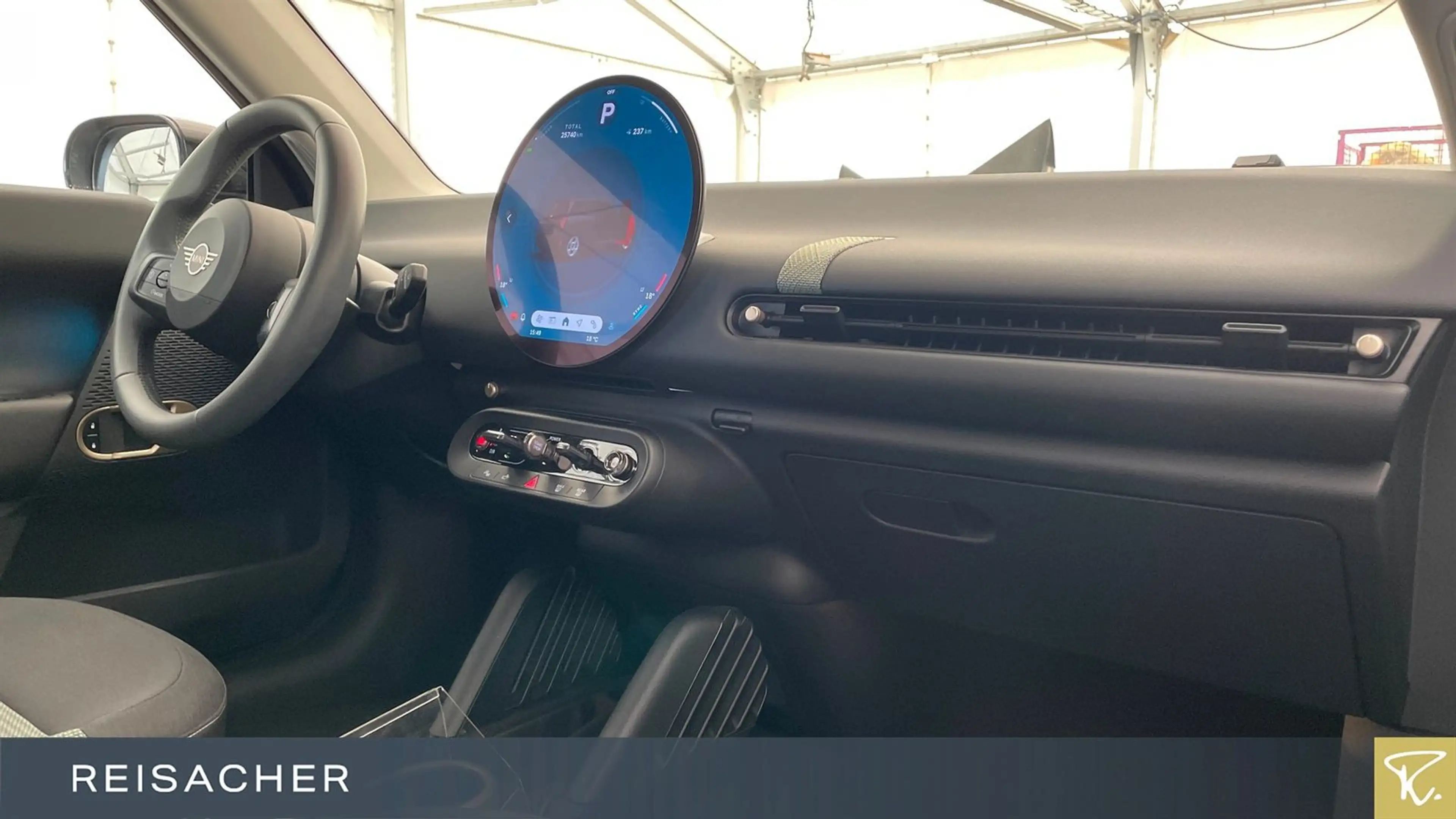 MINI Cooper E A Essential-Trim LED, RFK, — photo 13