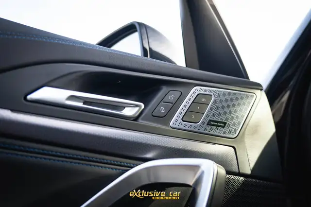 BMW Ix1 view 12