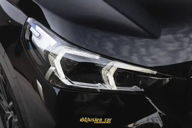 BMW Ix1 view 10
