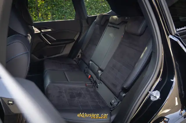 BMW Ix1 view 17