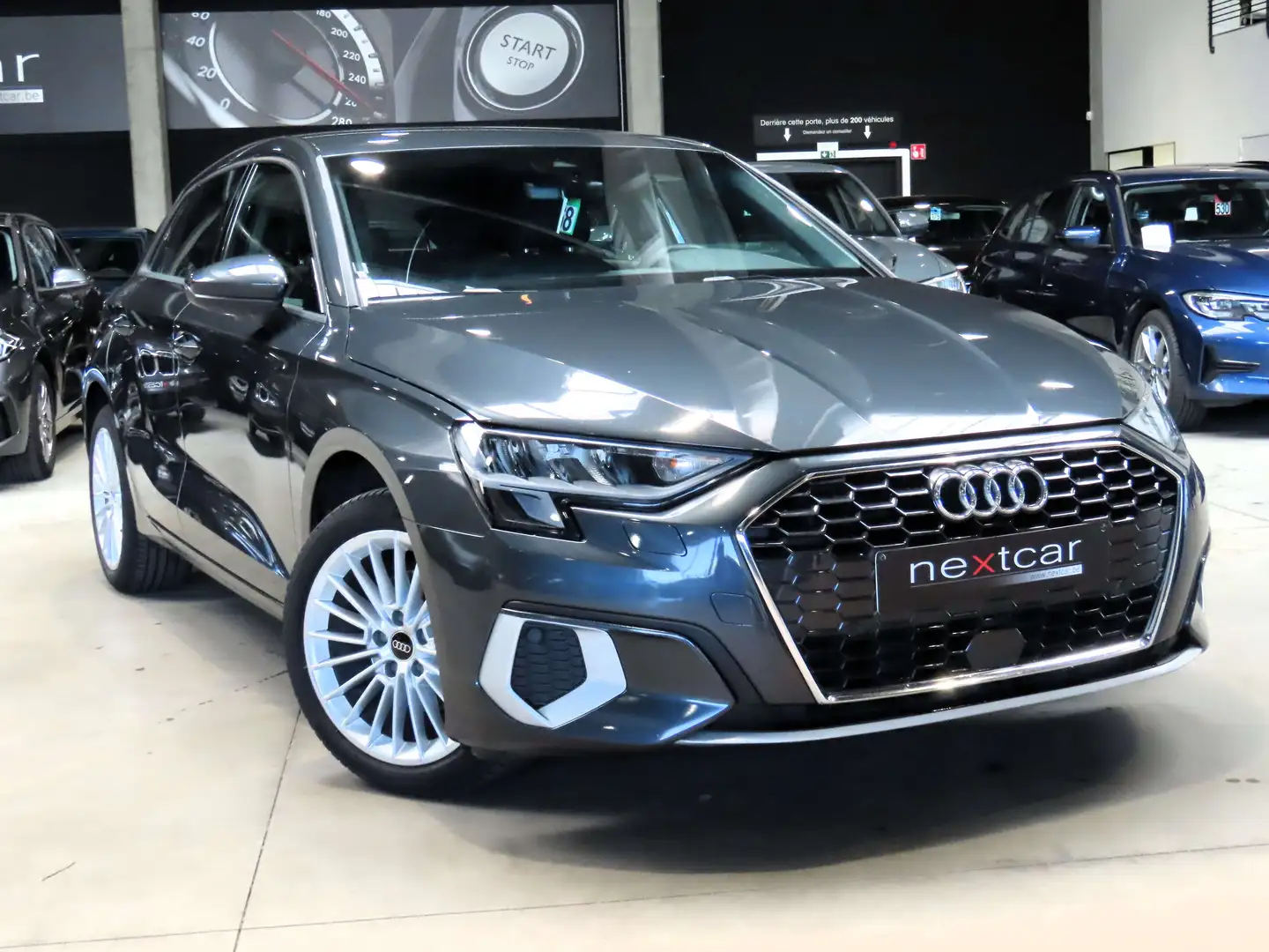 Audi A3 30TFSI Sportback  Advanced LED-CRUISE-NAVI-VIRTUAL Gris - 2