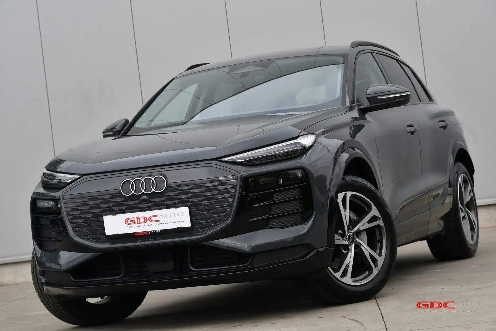 Audi Q6 e-tron Q6 E-Tron I 360 CAM I Adaptive Cruise Gris - 2