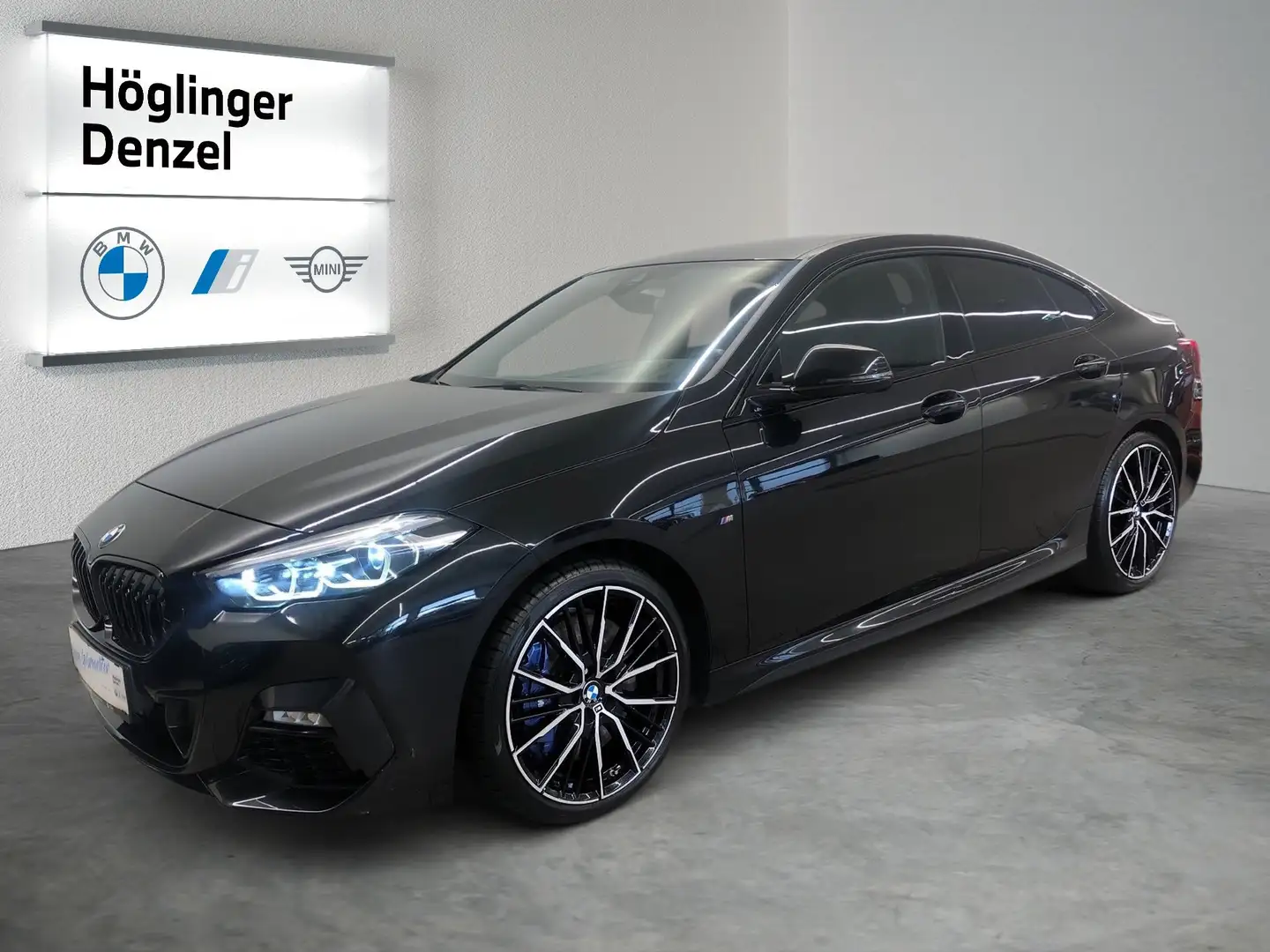 BMW 220 d xDrive Schwarz - 2