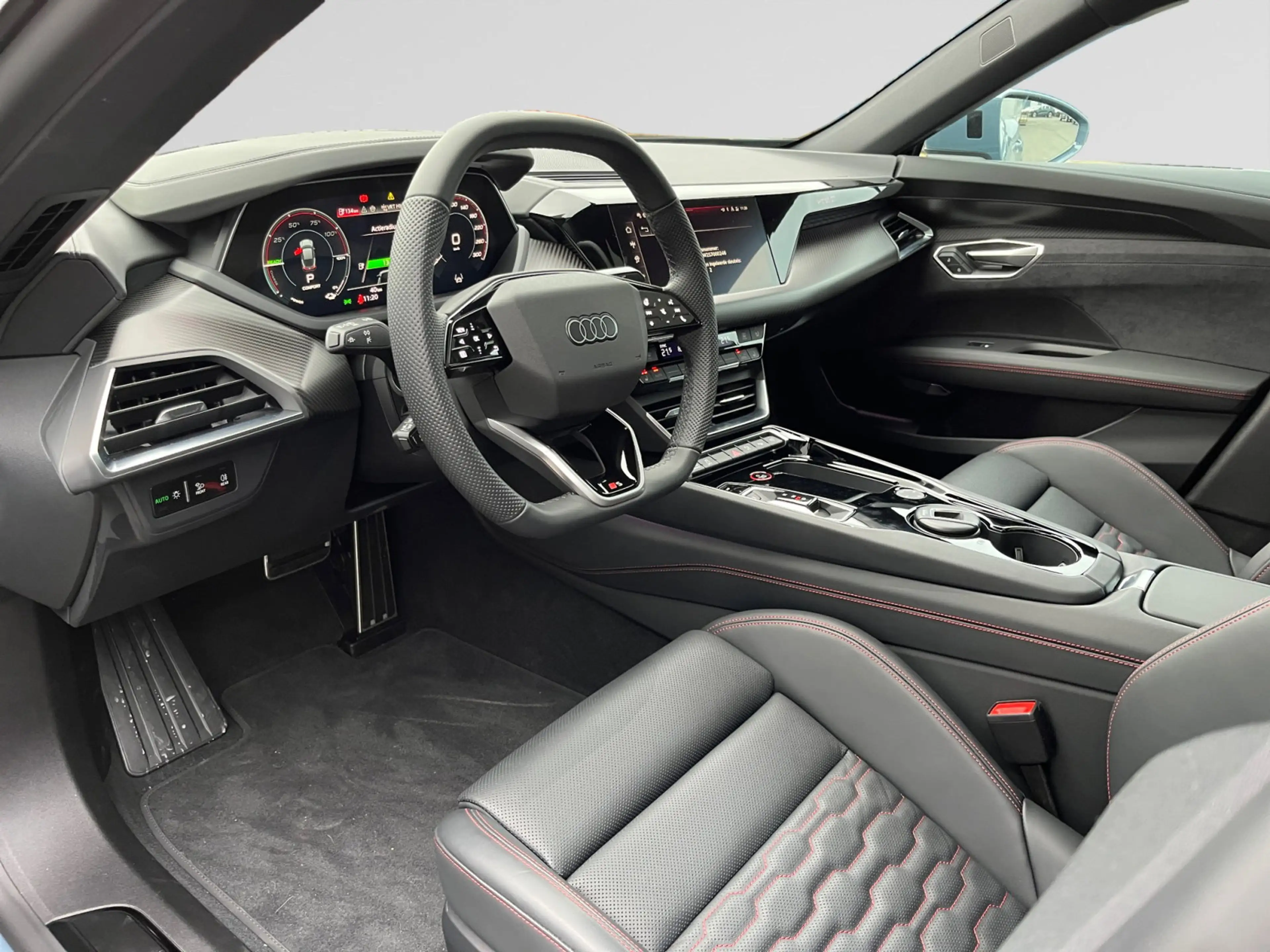 Audi e-tron GT Audi S e-tron GT kW — photo 12