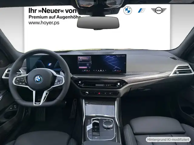 BMW 3 Series view 5