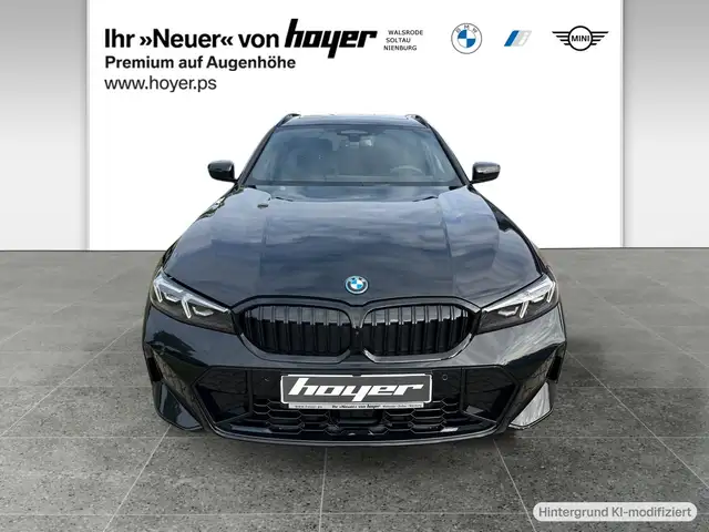 BMW 3 Series view 12