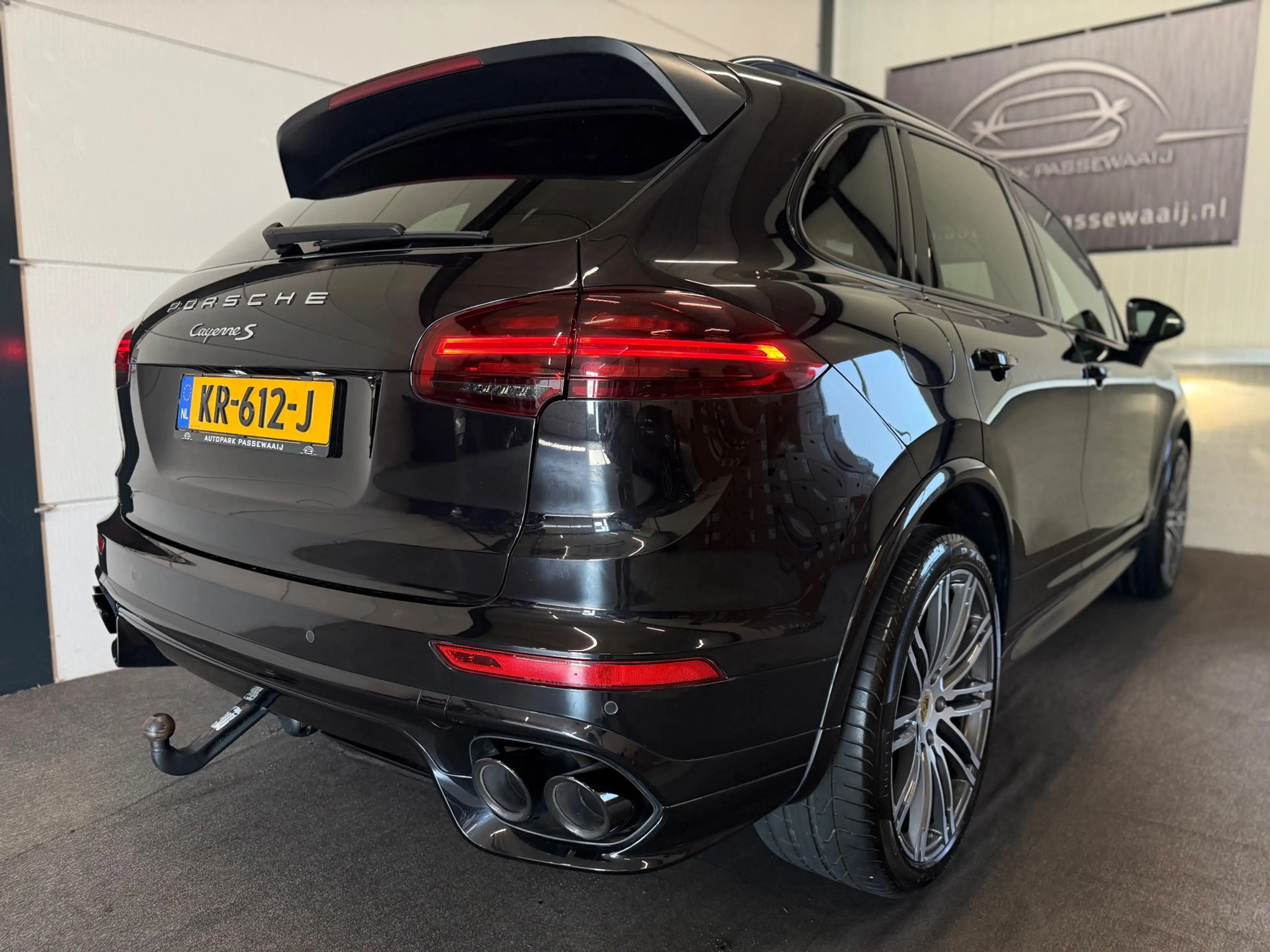 Porsche Cayenne S 4.2 D Pano, Cruise Control, Lederen, 18-Voudige — photo 8