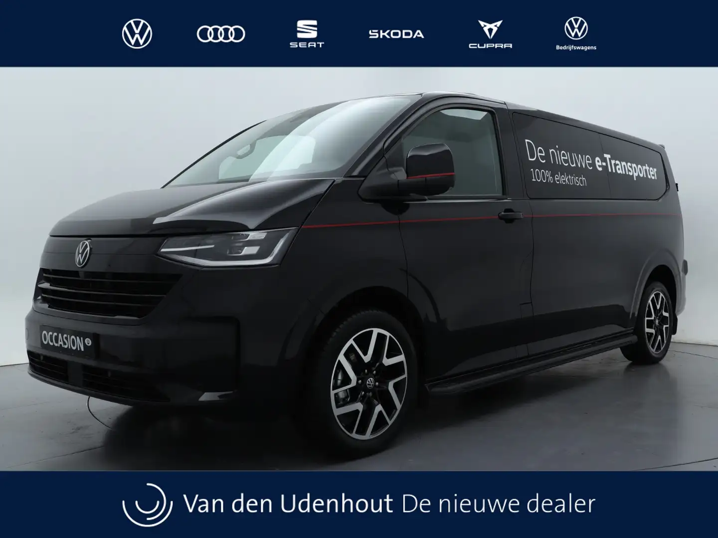 Volkswagen T7 Transporter e-Transporter L2H1 64kWh 286pk RWD 3.2T Style-Intr Zwart - 1
