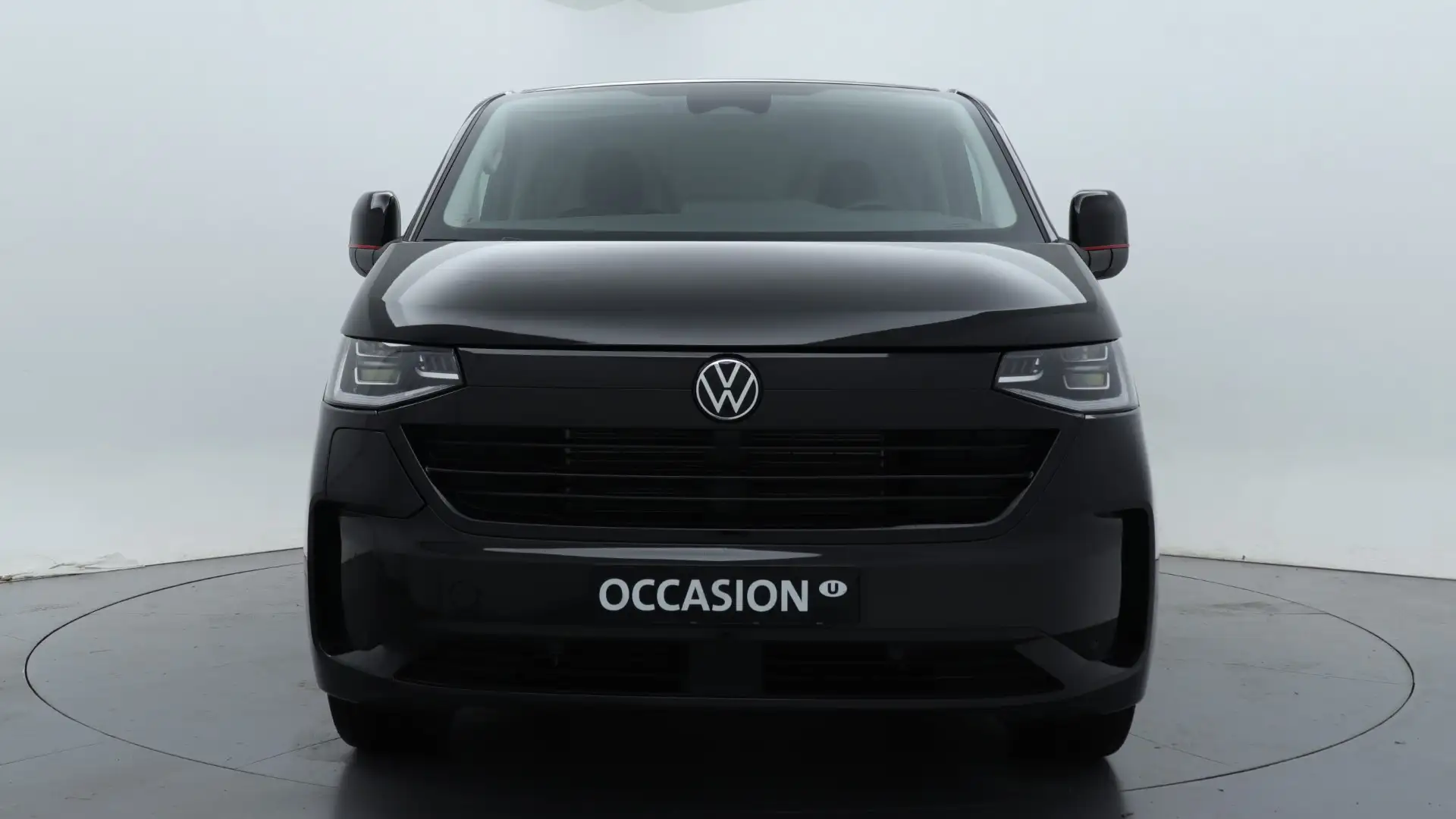 Volkswagen T7 Transporter e-Transporter L2H1 64kWh 286pk RWD 3.2T Style-Intr Zwart - 2