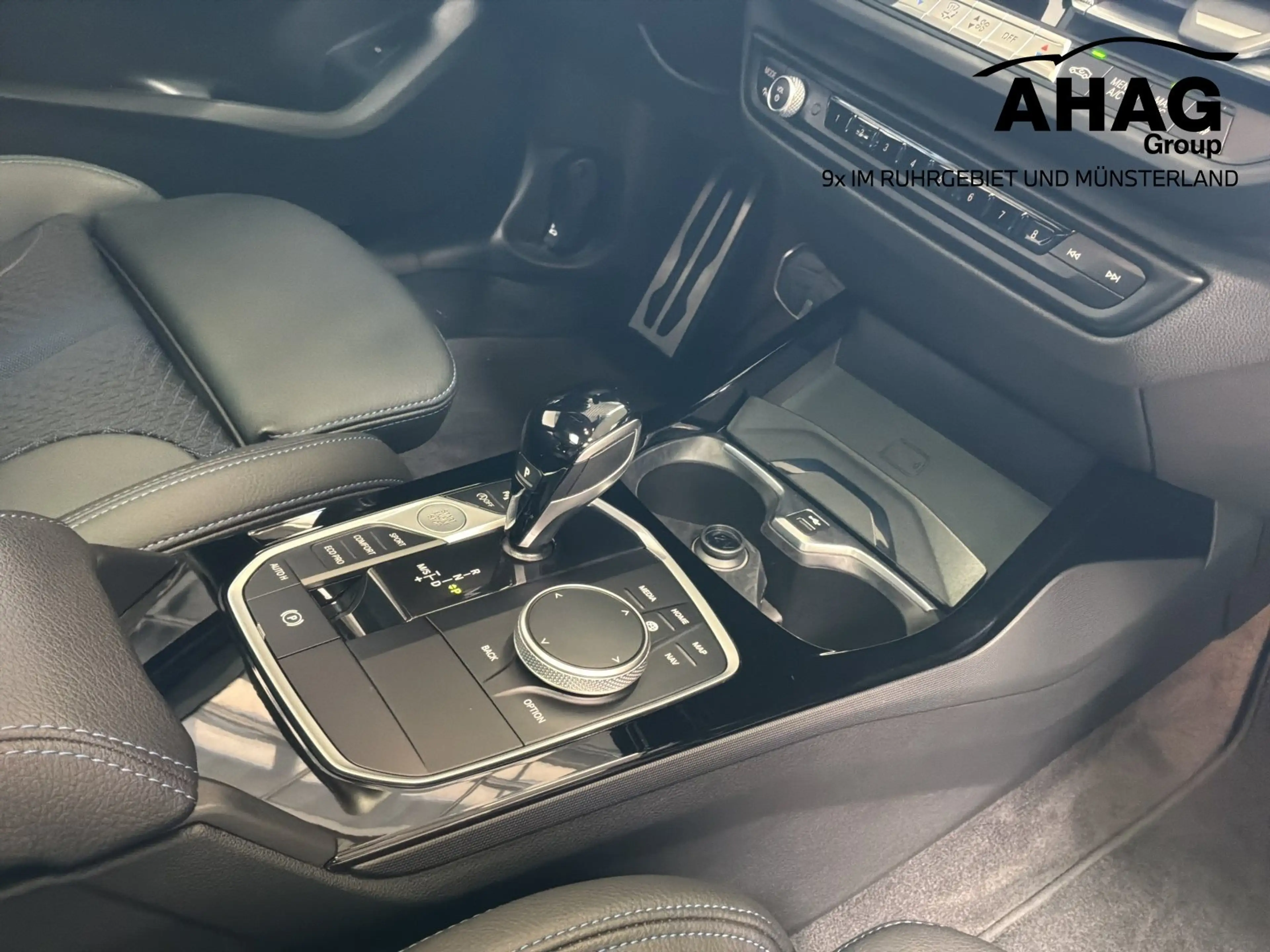 BMW 135 M135i xDrive — photo 10