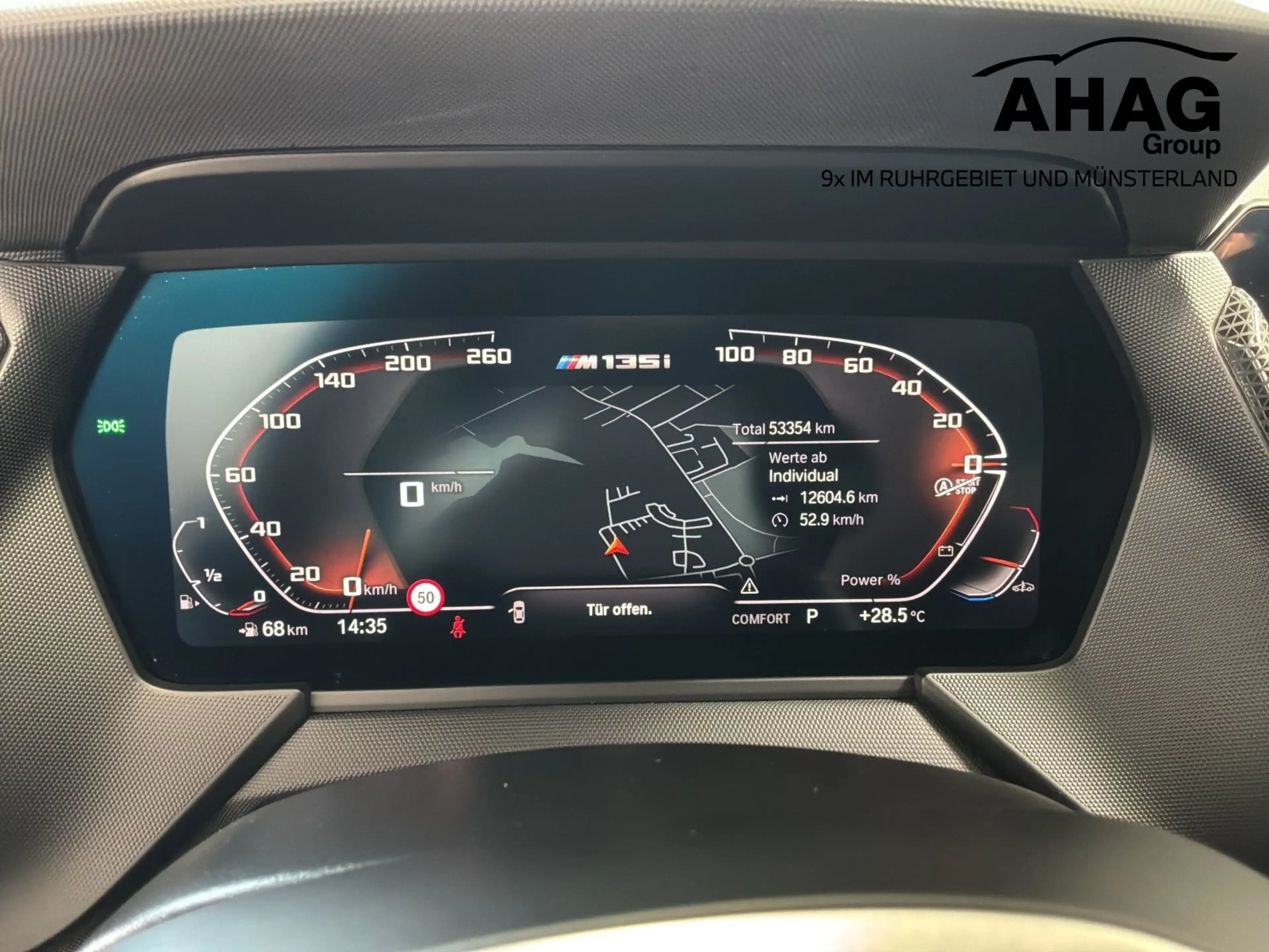 BMW 135 M135i xDrive — photo 11