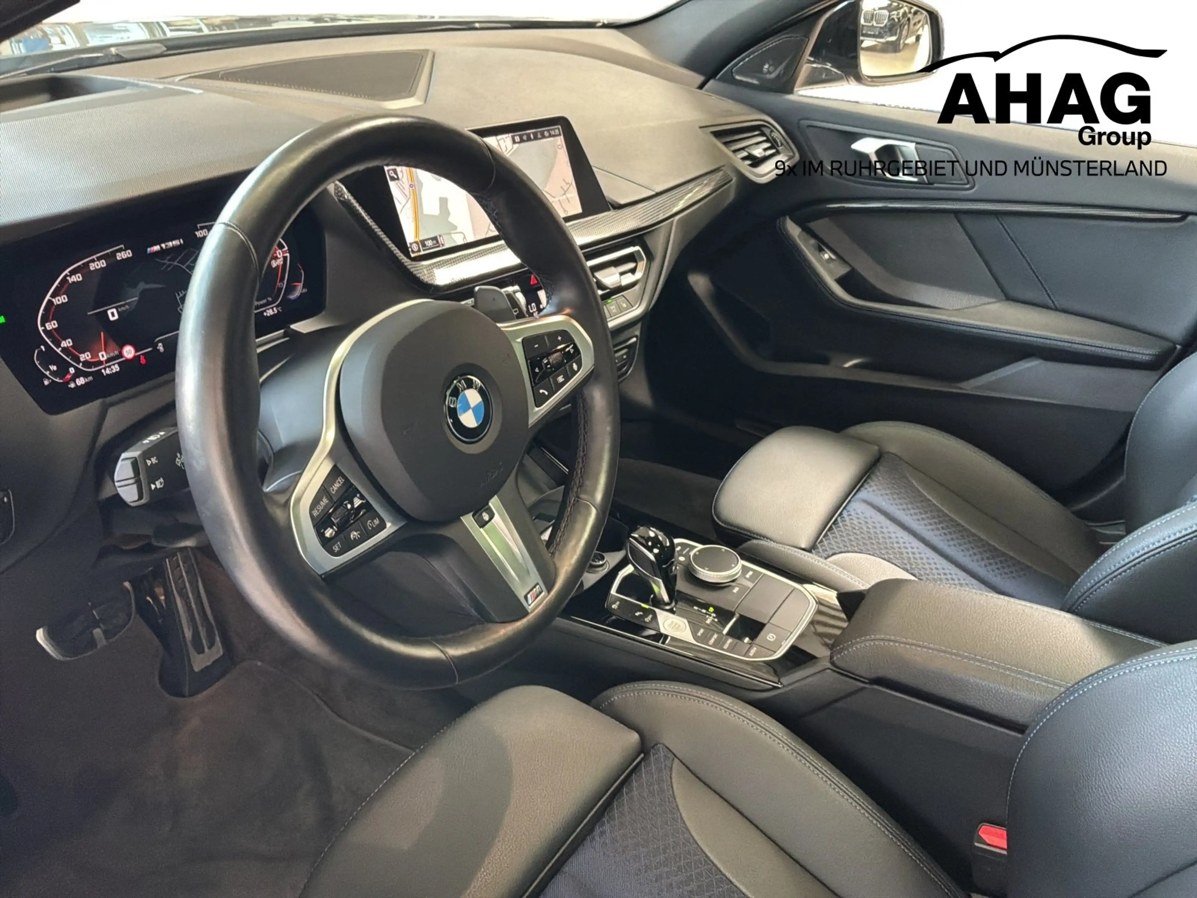 BMW 135 M135i xDrive — photo 8