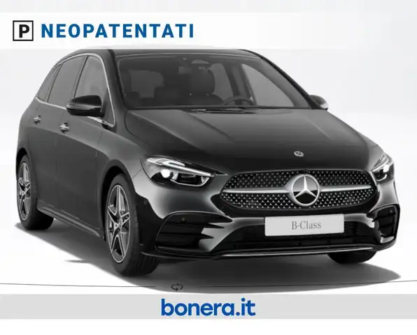 Mercedes-Benz B Class view 2