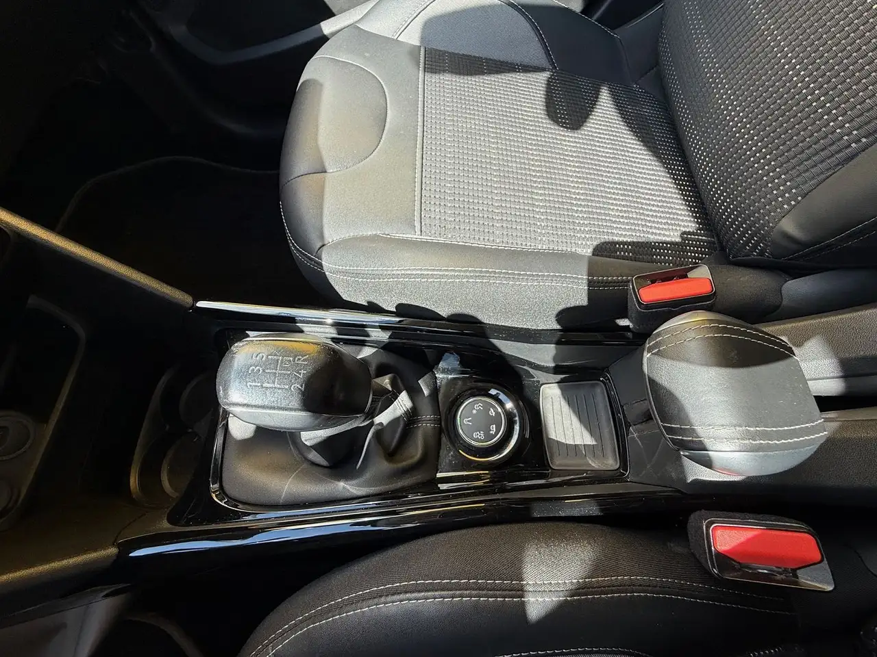 Peugeot 2008 2008 — photo 19