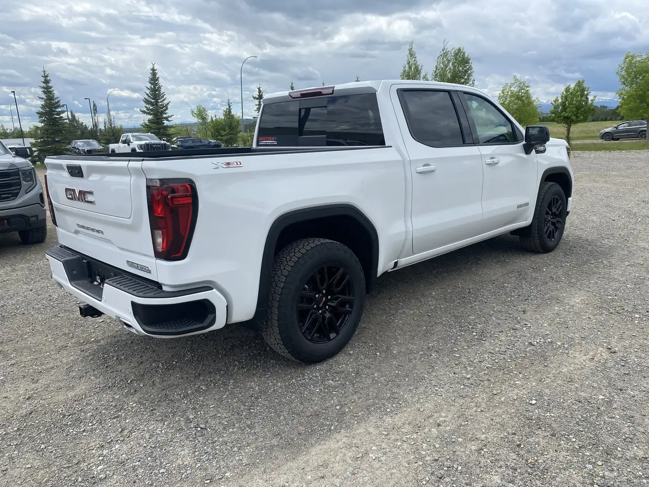GMC Sierra 1500 снимка GMC Sierra 1500