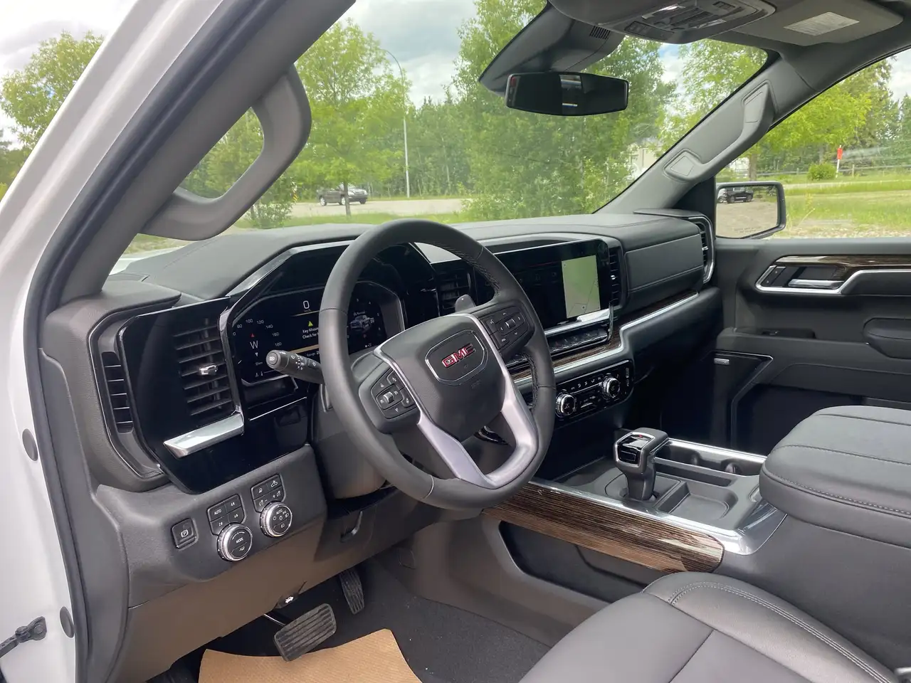 GMC Sierra 1500 снимка GMC Sierra 1500