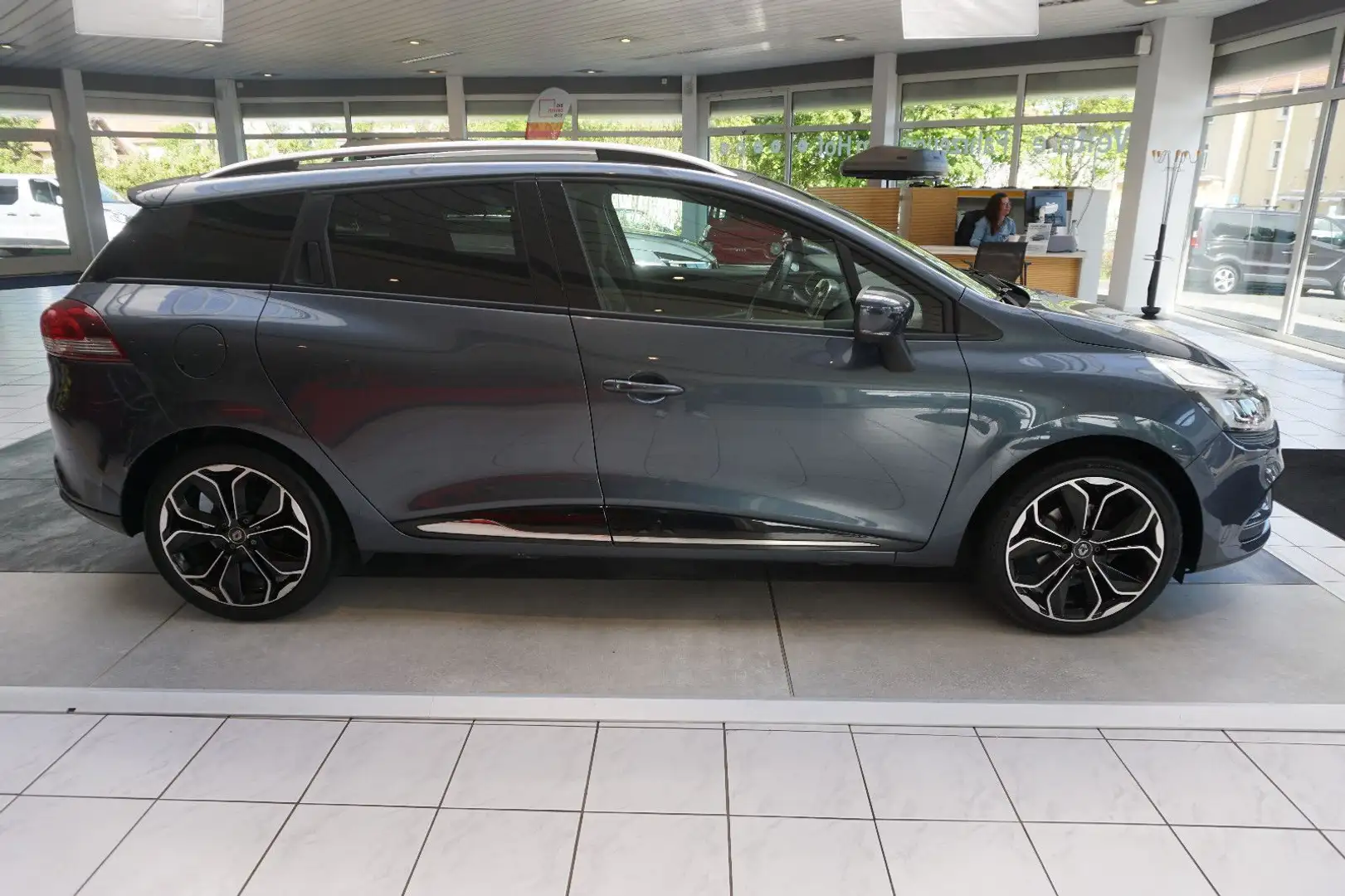Renault Clio Grandtour Intens LED, NAVI, SITZHEIZUNG, BC Grijs - 2