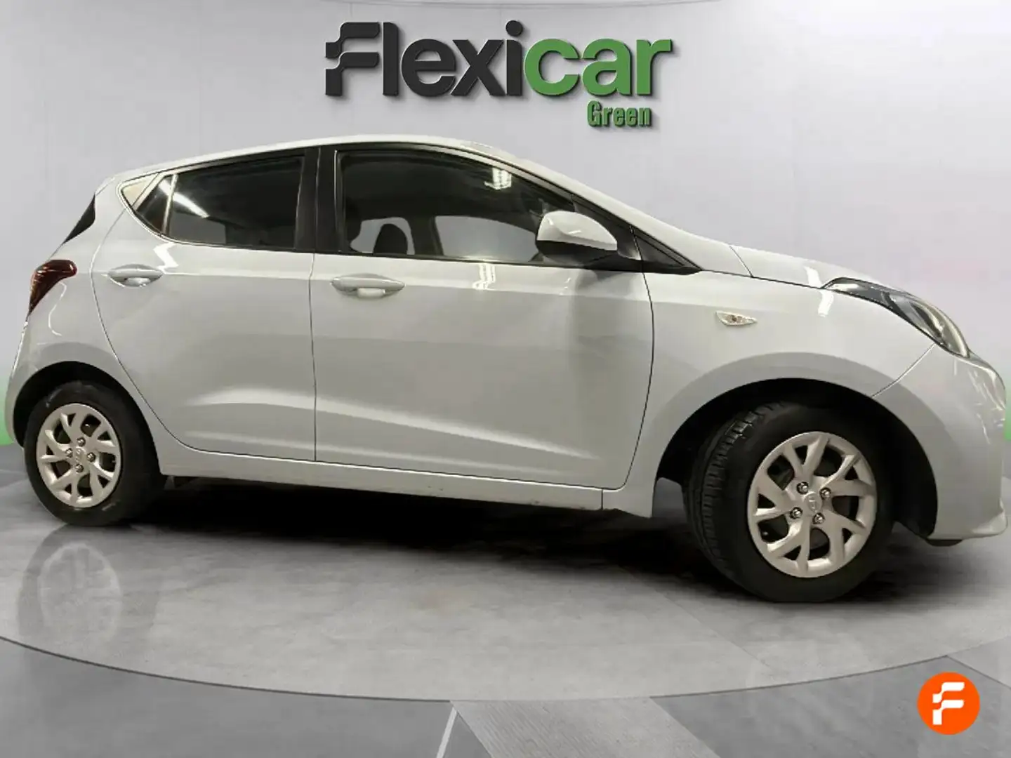 Hyundai i10 1.0 Klass Gris - 2