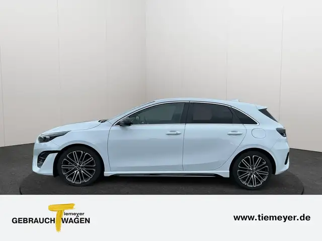 Kia Ceed view 8