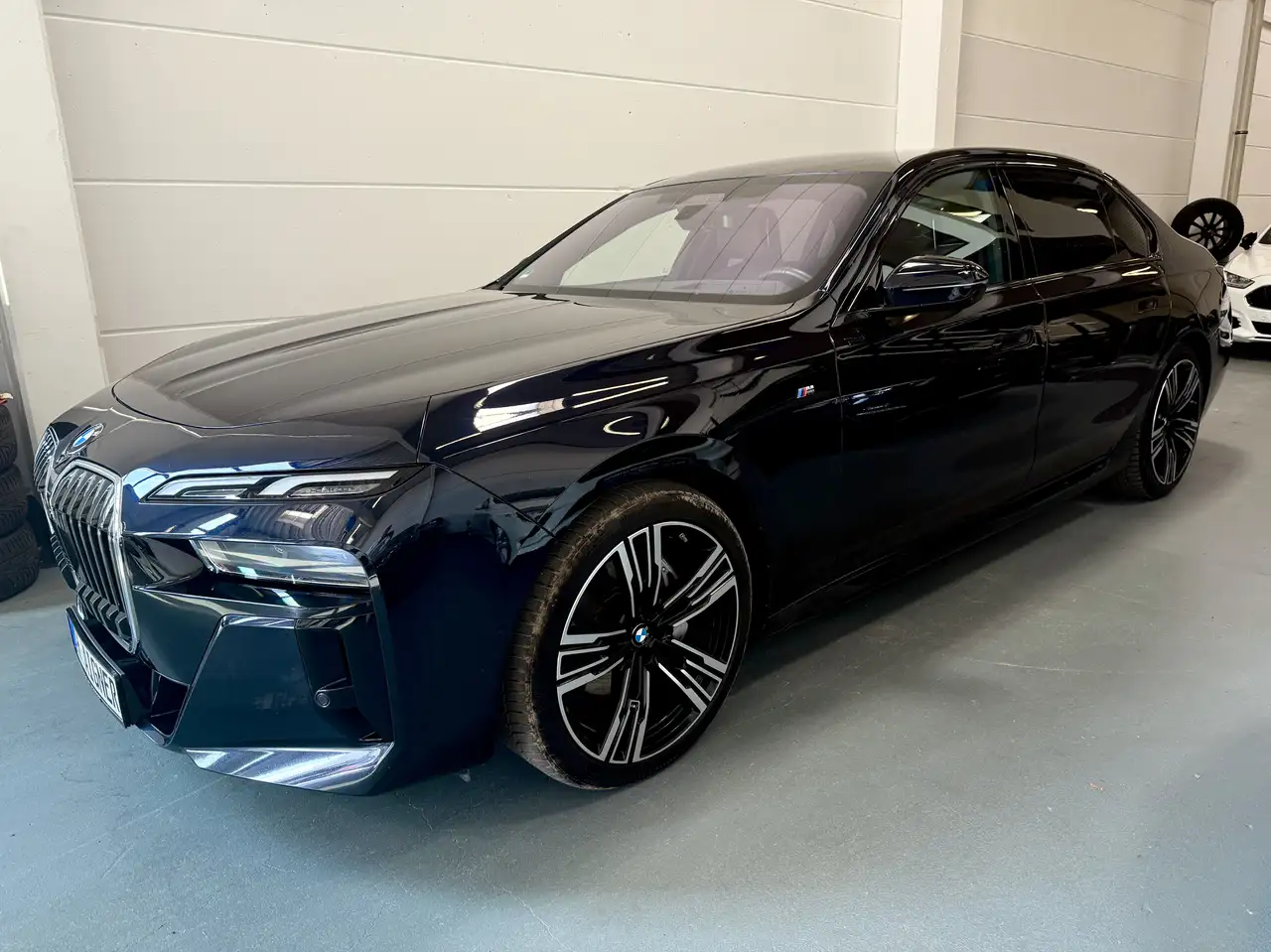 BMW 740