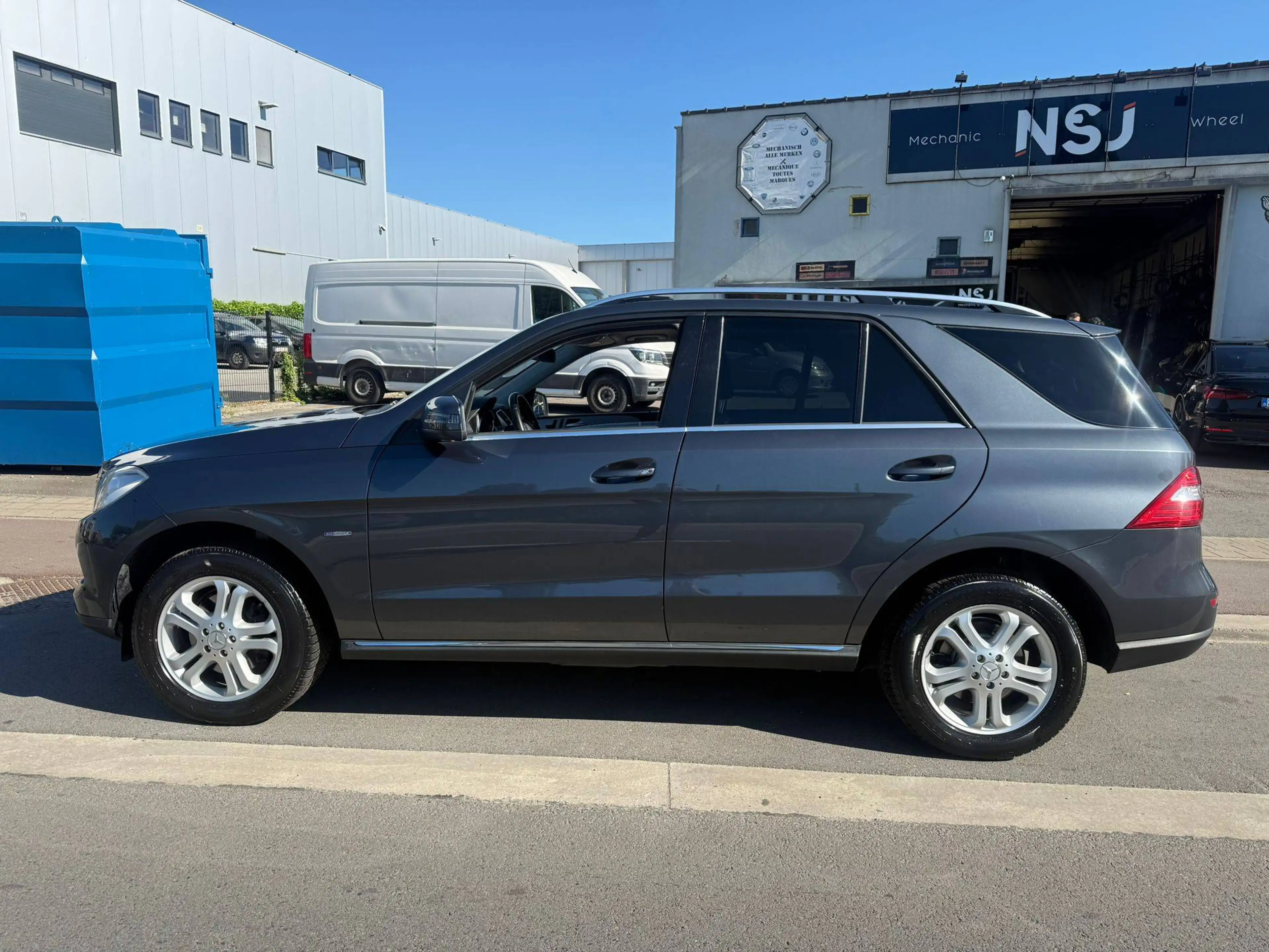 Mercedes-Benz ML 250 ML 250 BlueTEC — photo 8
