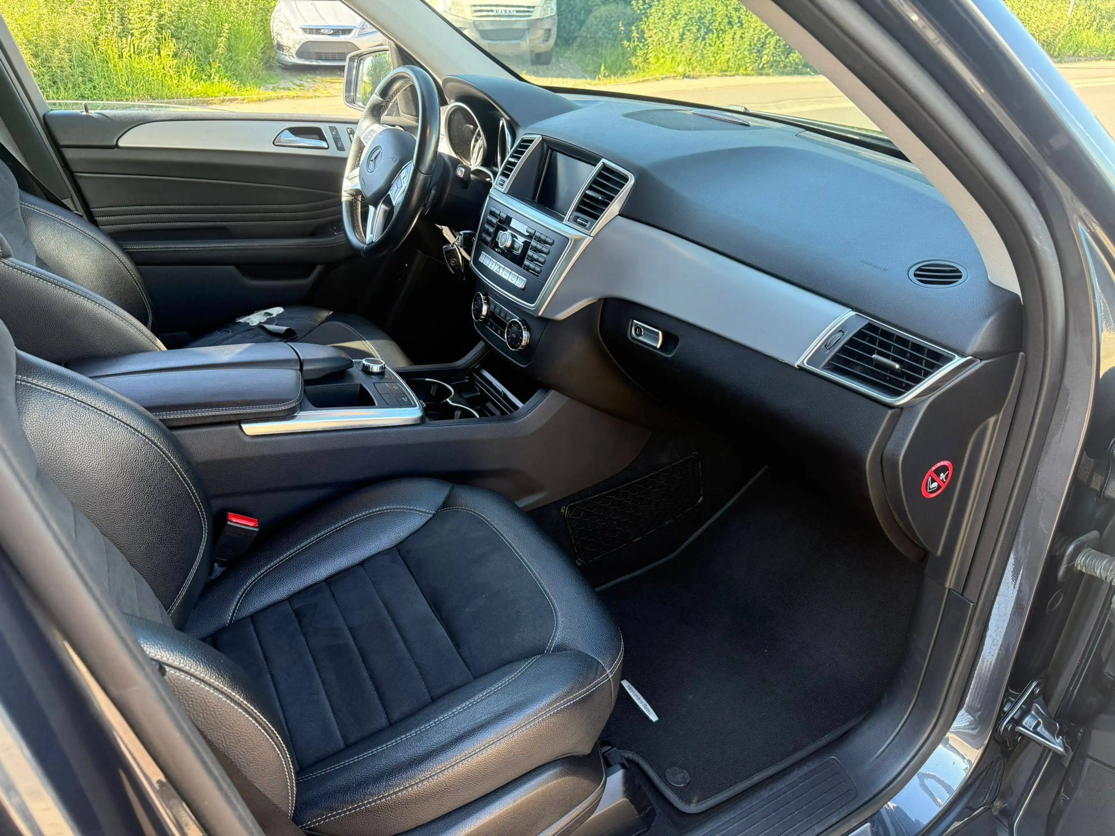 Mercedes-Benz ML 250 ML 250 BlueTEC — photo 12