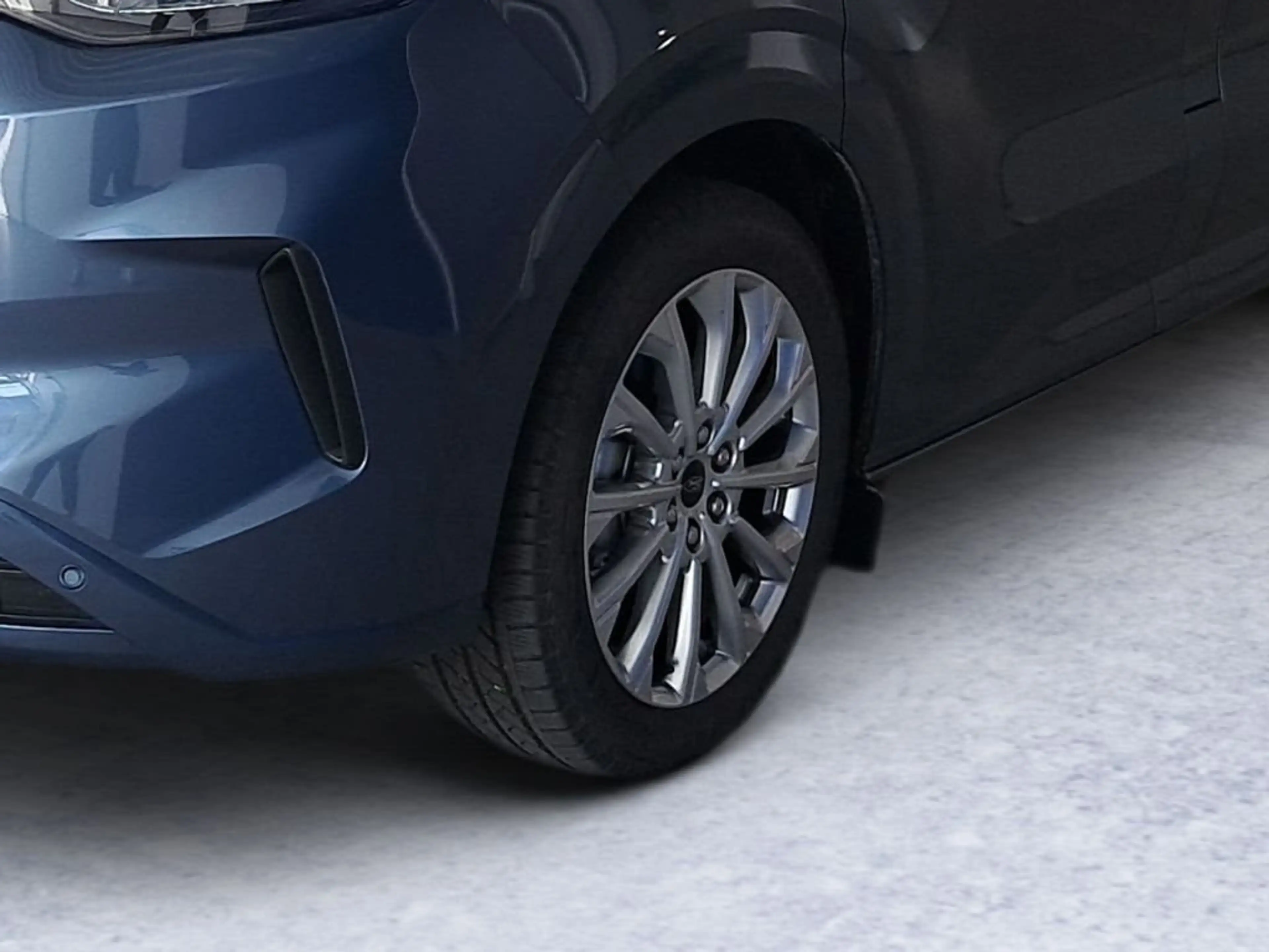 Ford Nugget Nugget 320 L1 VA Autm. Titanium — photo 6