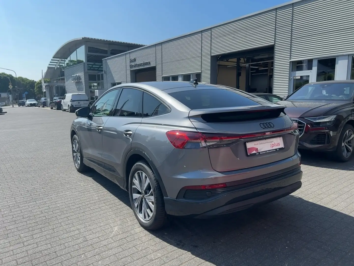 Audi Q4 e-tron Q4 Sportback 40 e-tron  150 kW Matrix LED AHK MMI Grau - 2