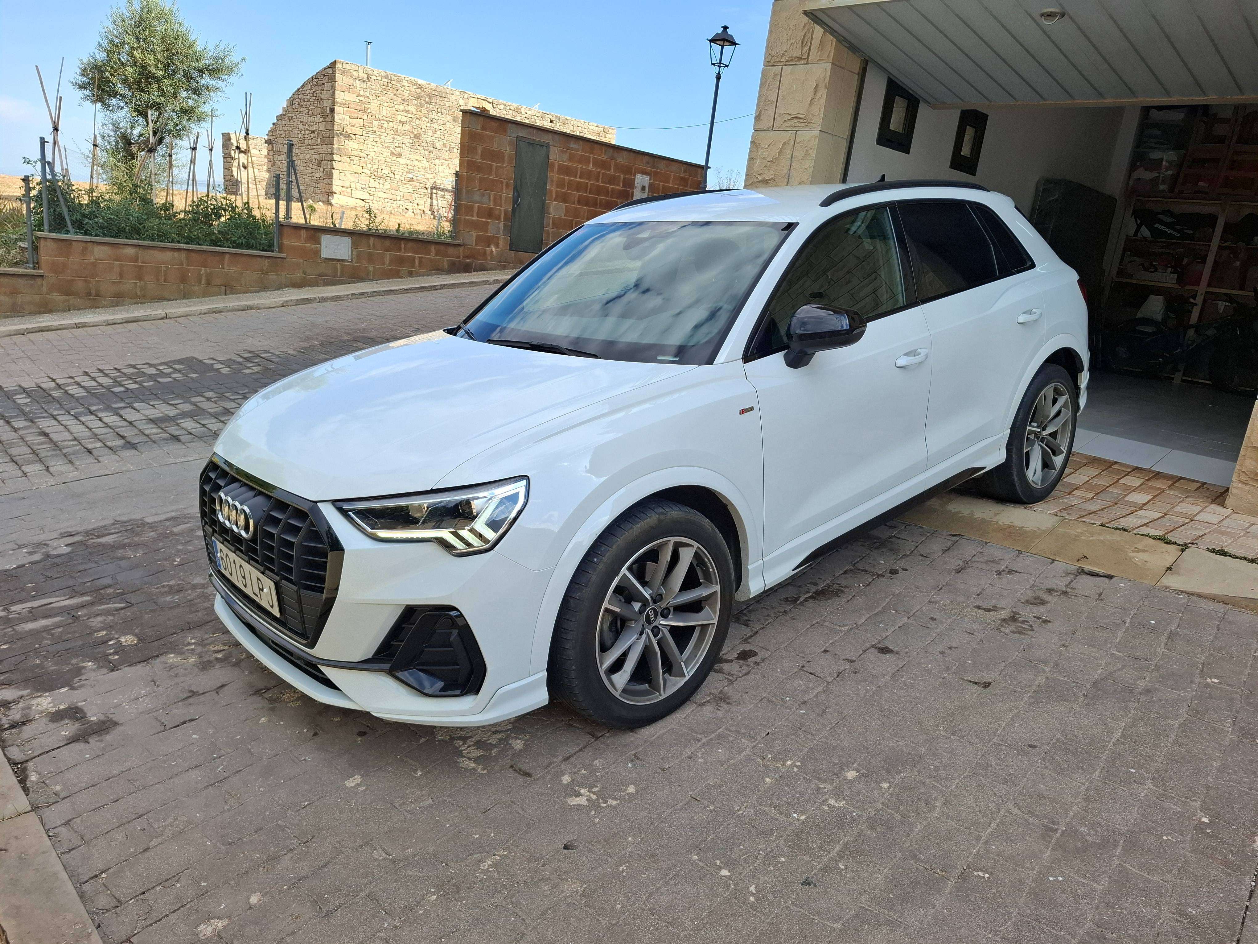Audi Q3 Q3 35 TDI Black line S tronic 110kW Black line - foto 1